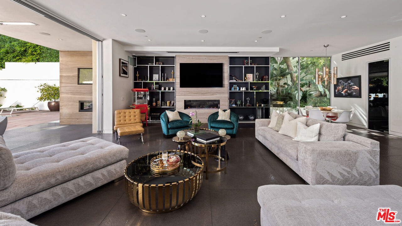1111 Sierra Alta Way