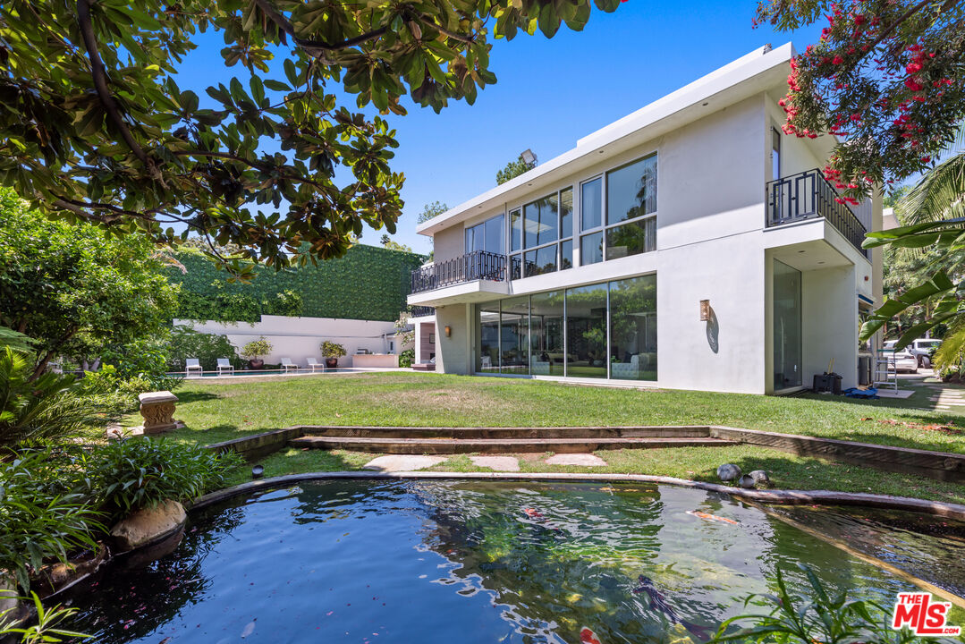 1111 Sierra Alta Way