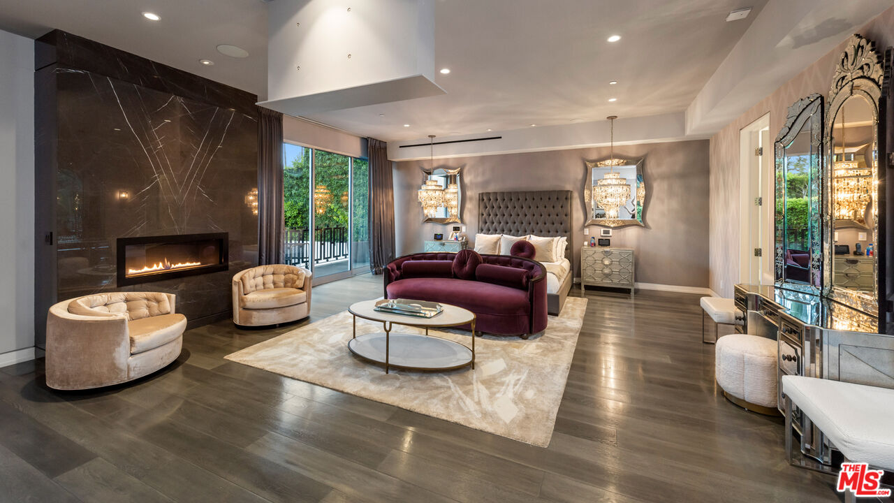 1111 Sierra Alta Way
