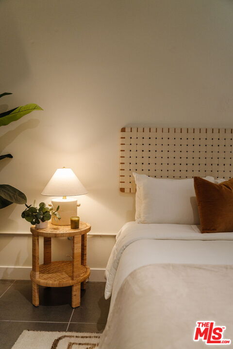 939 S Broadway Unit: 404
