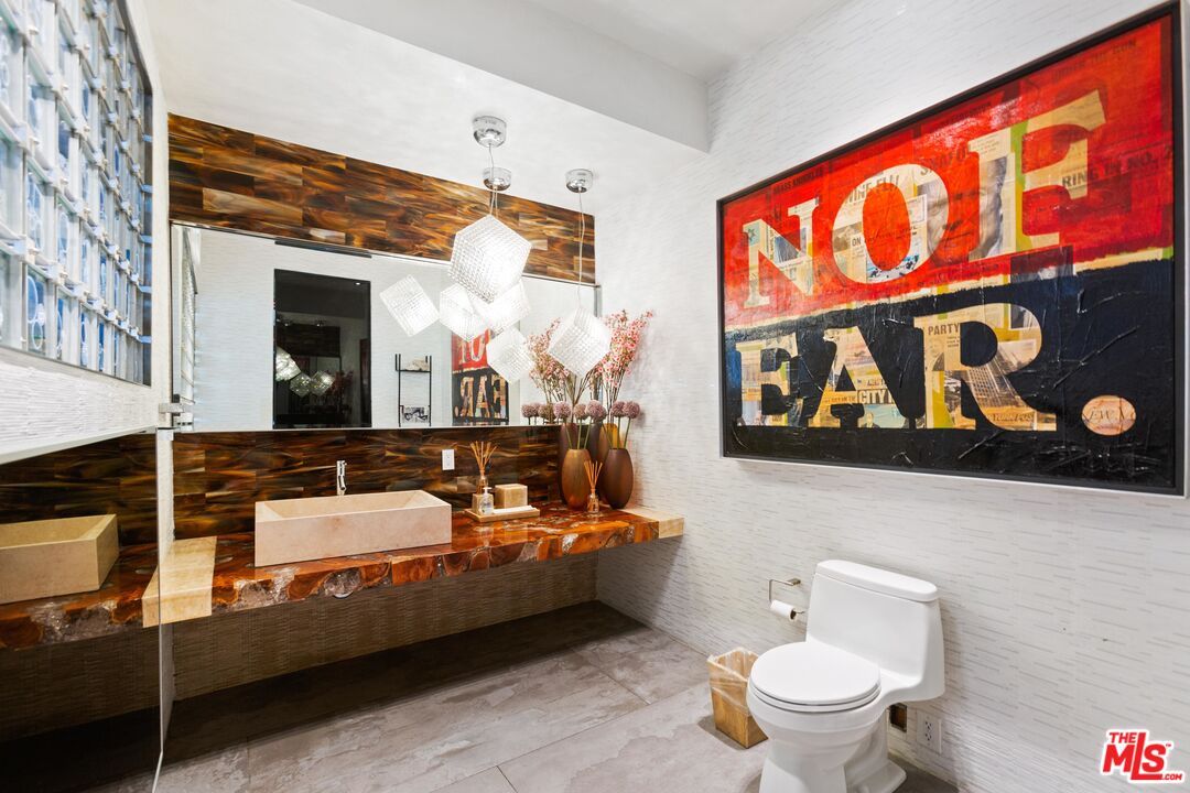 8356 SUNSET VIEW DR
