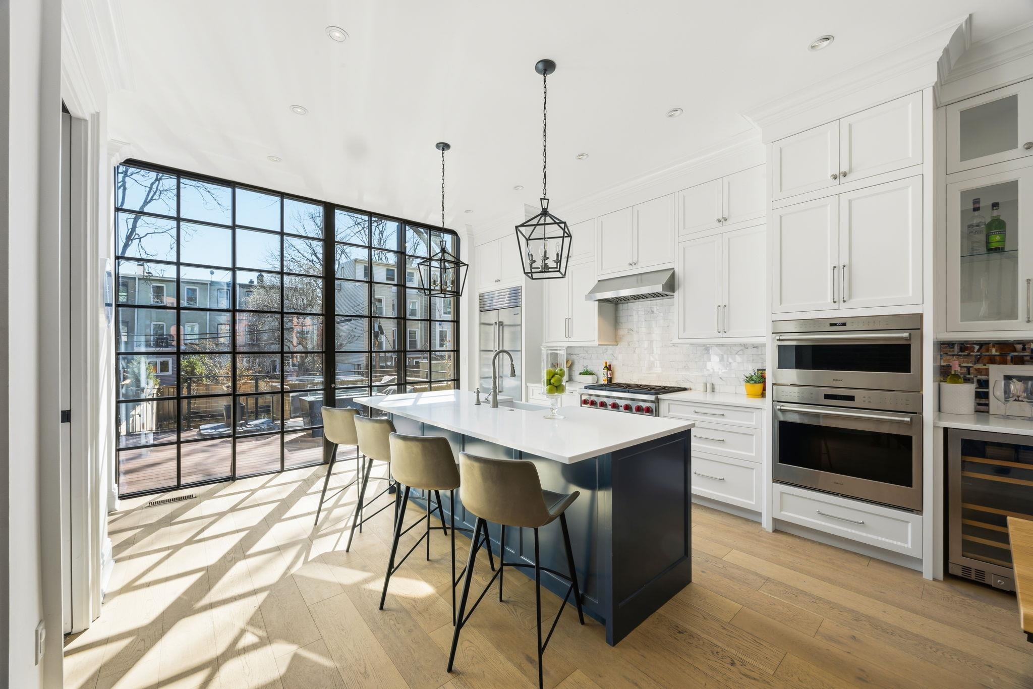 211 8TH ST