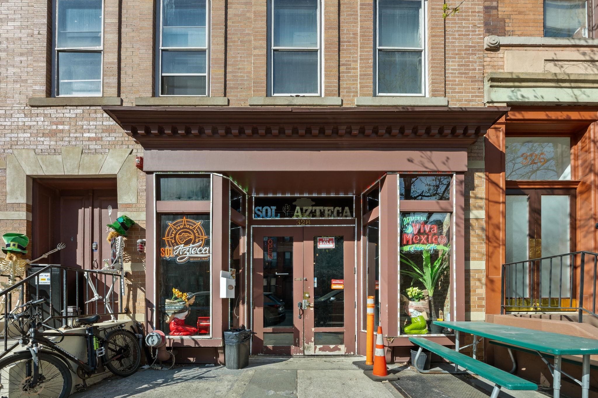 328 MONTGOMERY ST