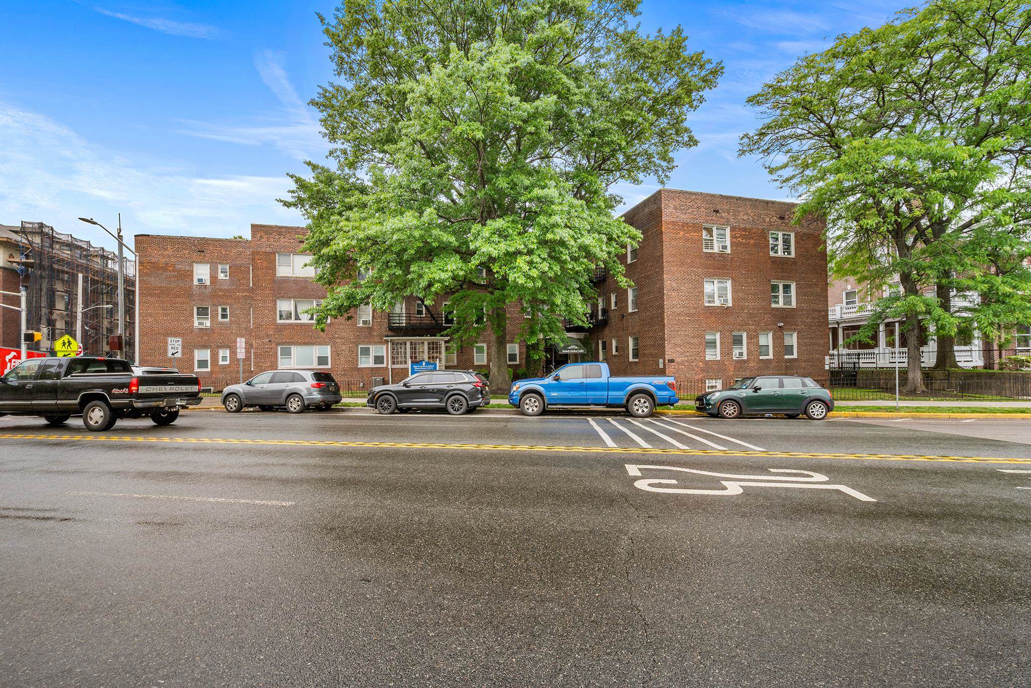 2615 JOHN F KENNEDY BLVD Unit: B2