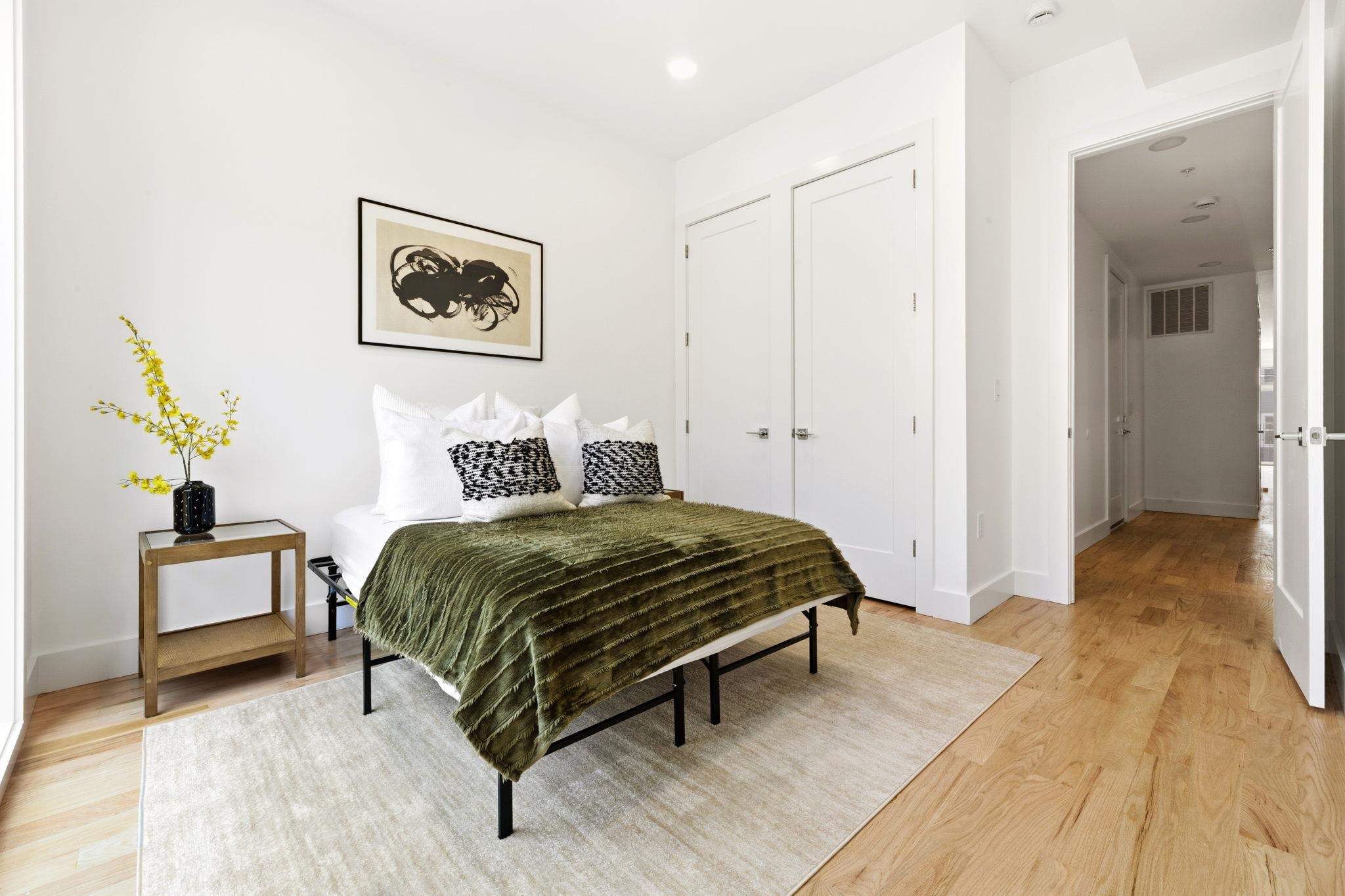 271 WEBSTER AVE Unit: 1