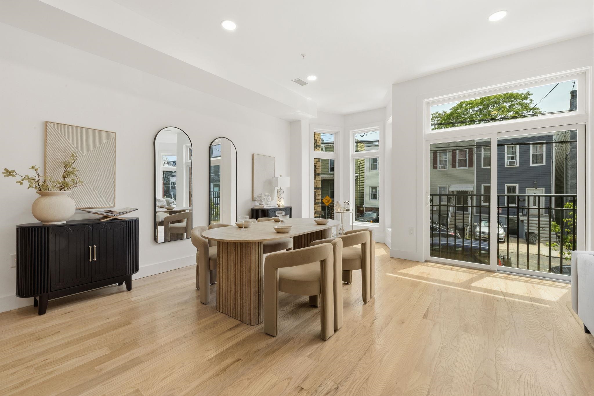 271 WEBSTER AVE Unit: 1