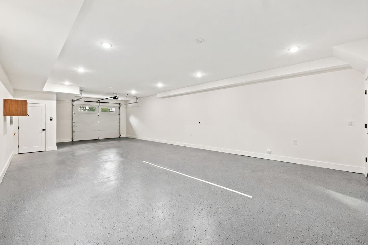 42 WAVERLY ST Unit: 2