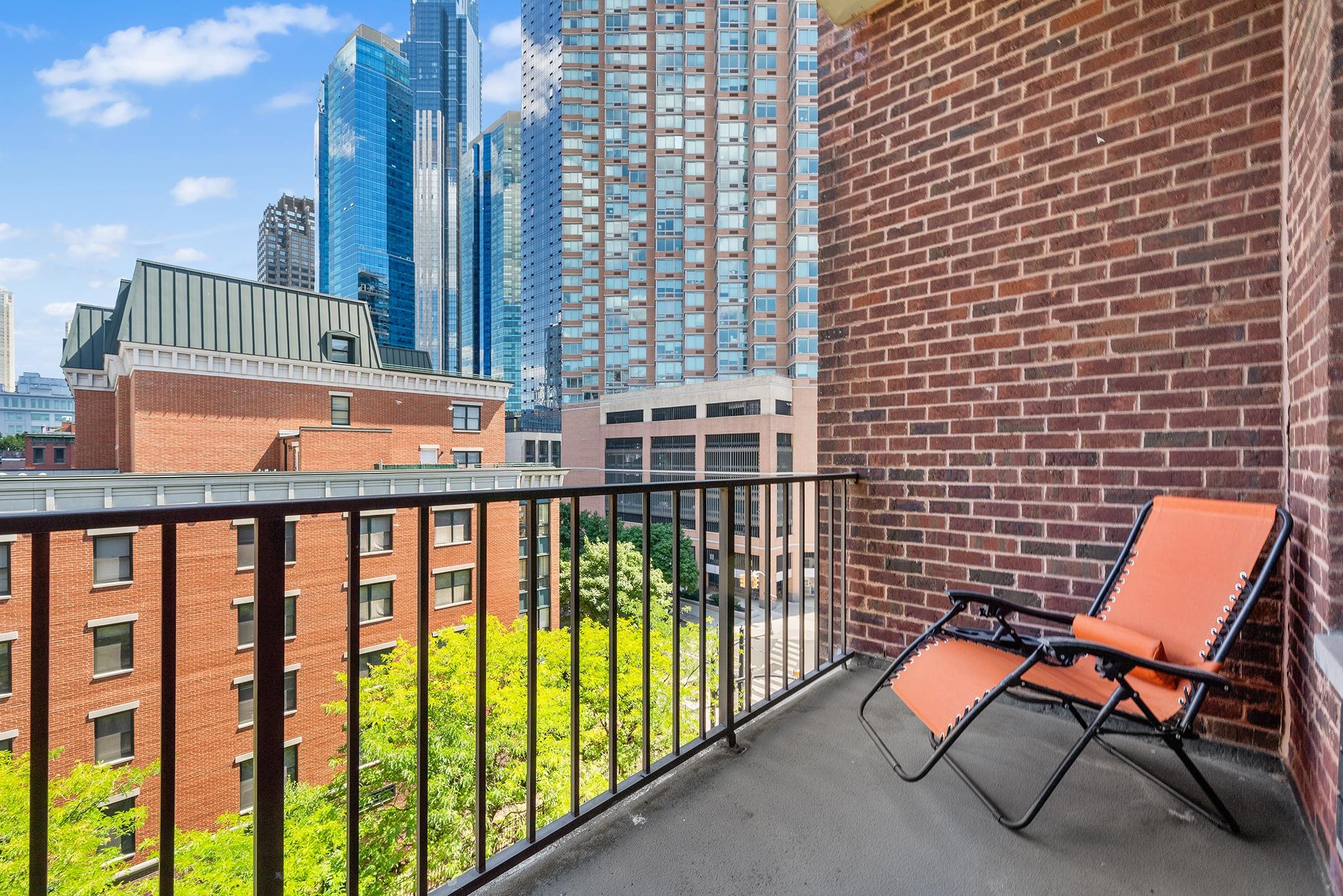 1 GREENE ST Unit: 511