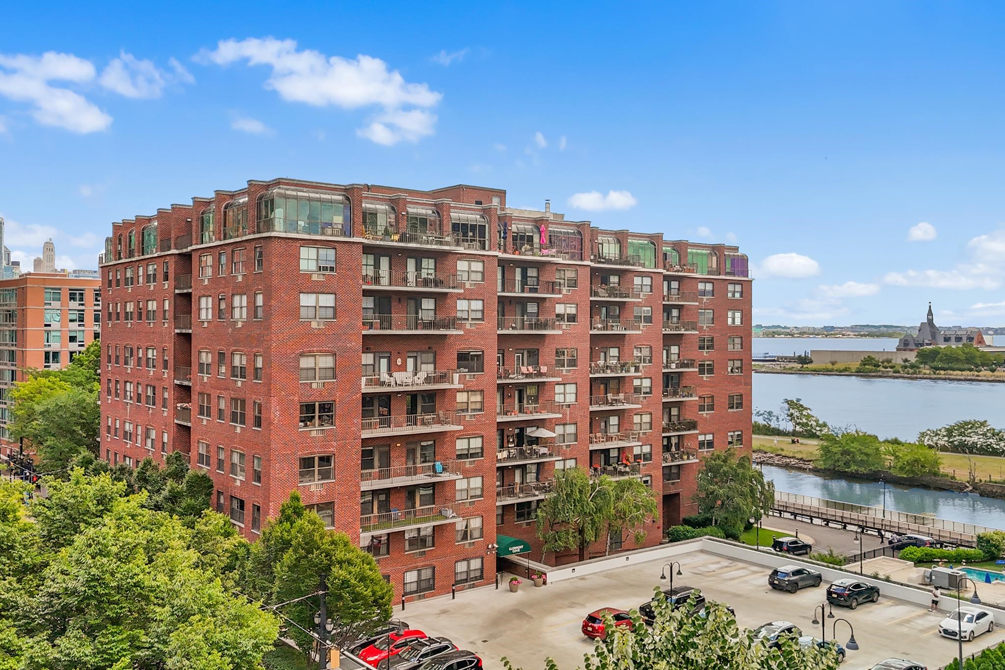 1 GREENE ST Unit: 511