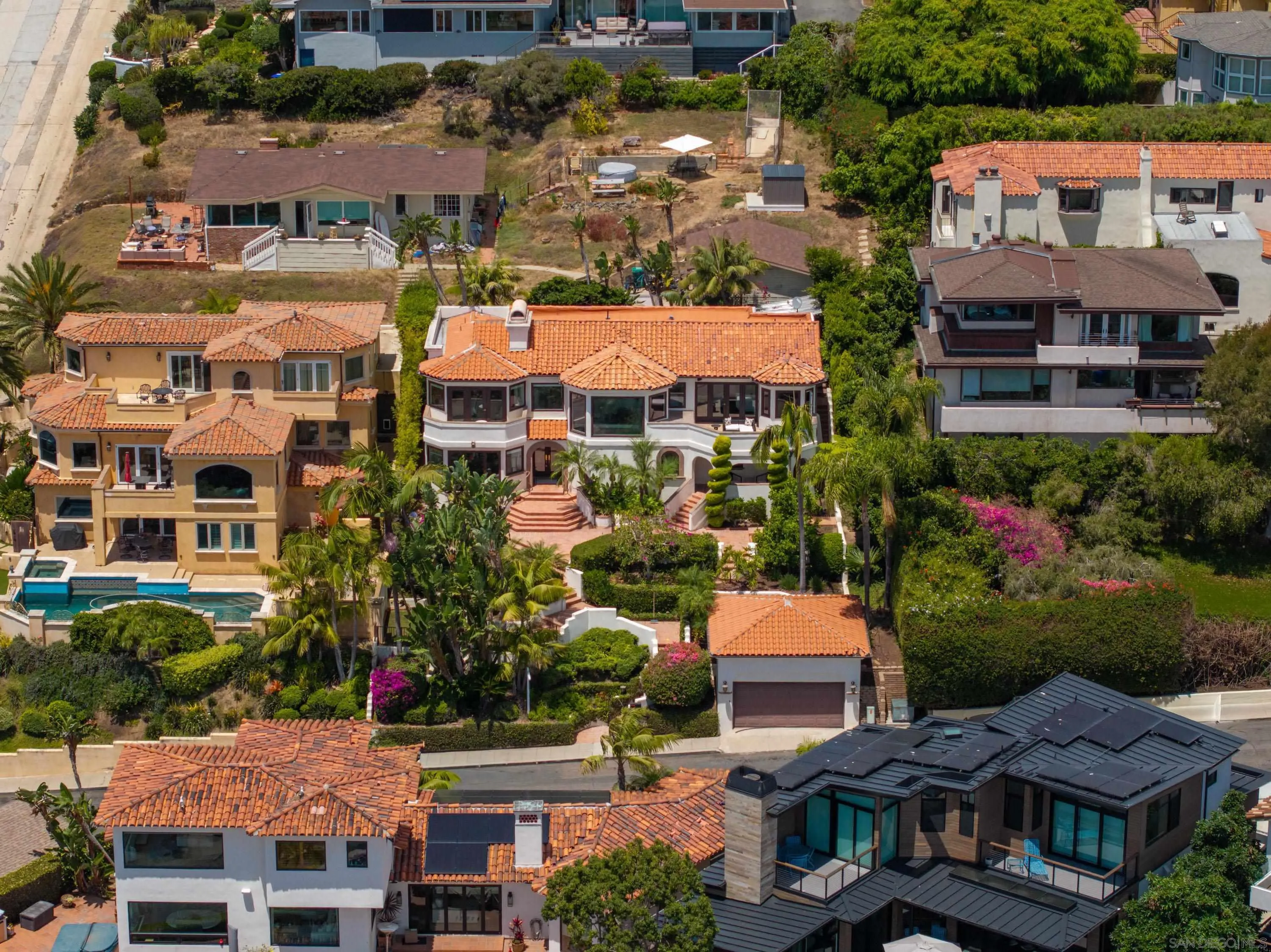 874 Harbor View West