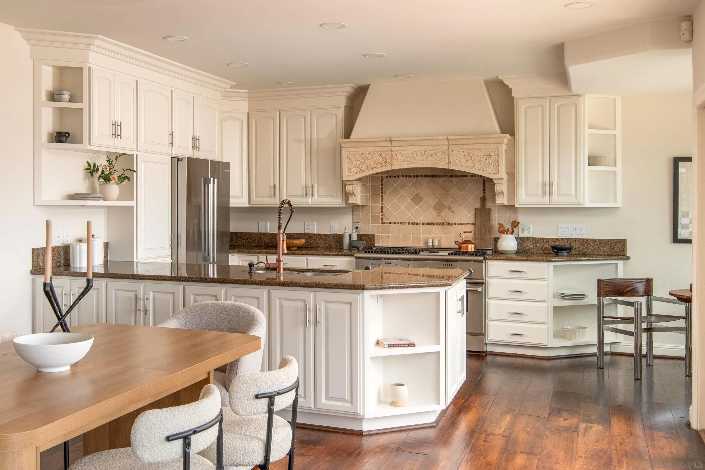 874 Harbor View West