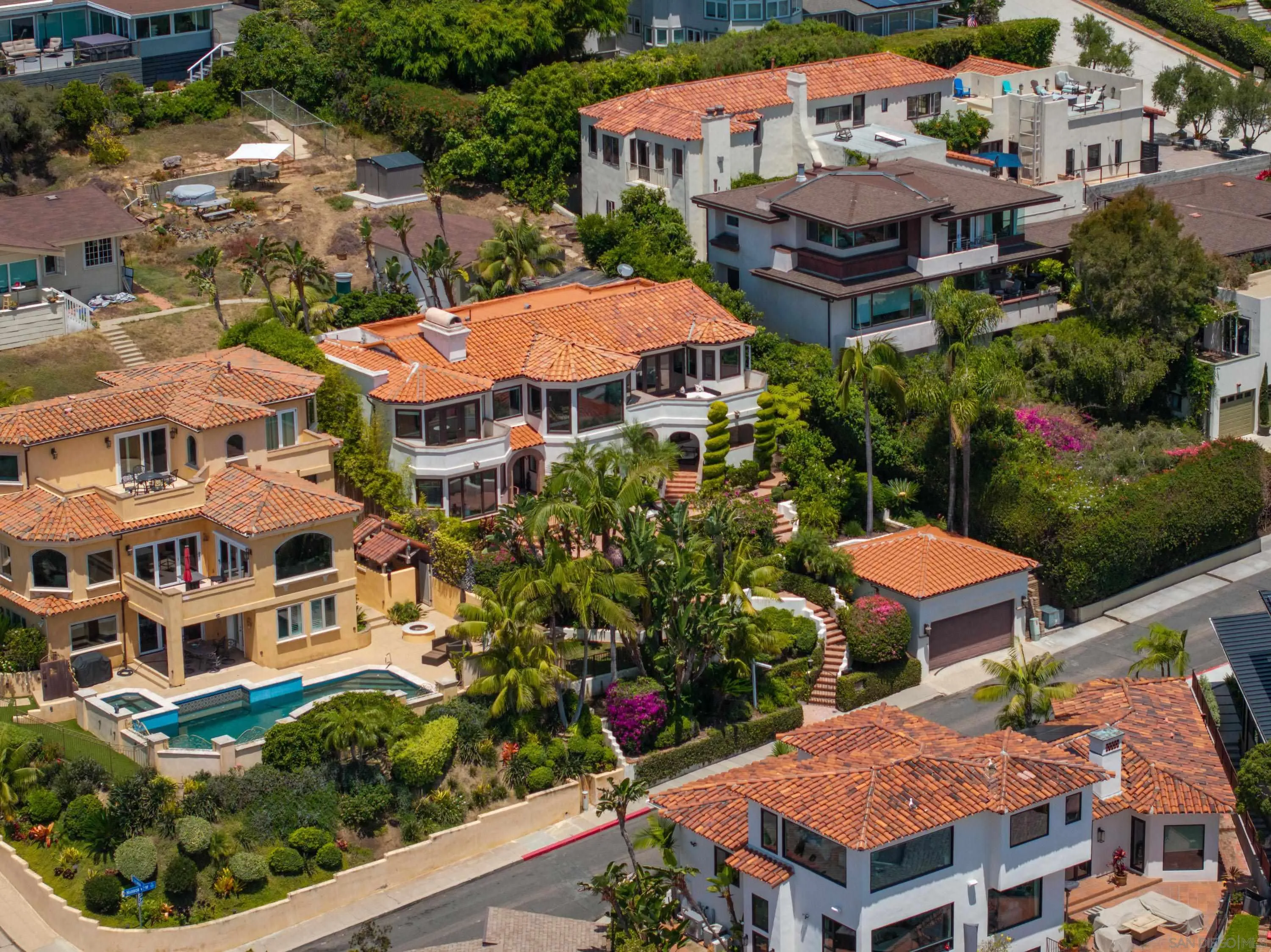 874 Harbor View West