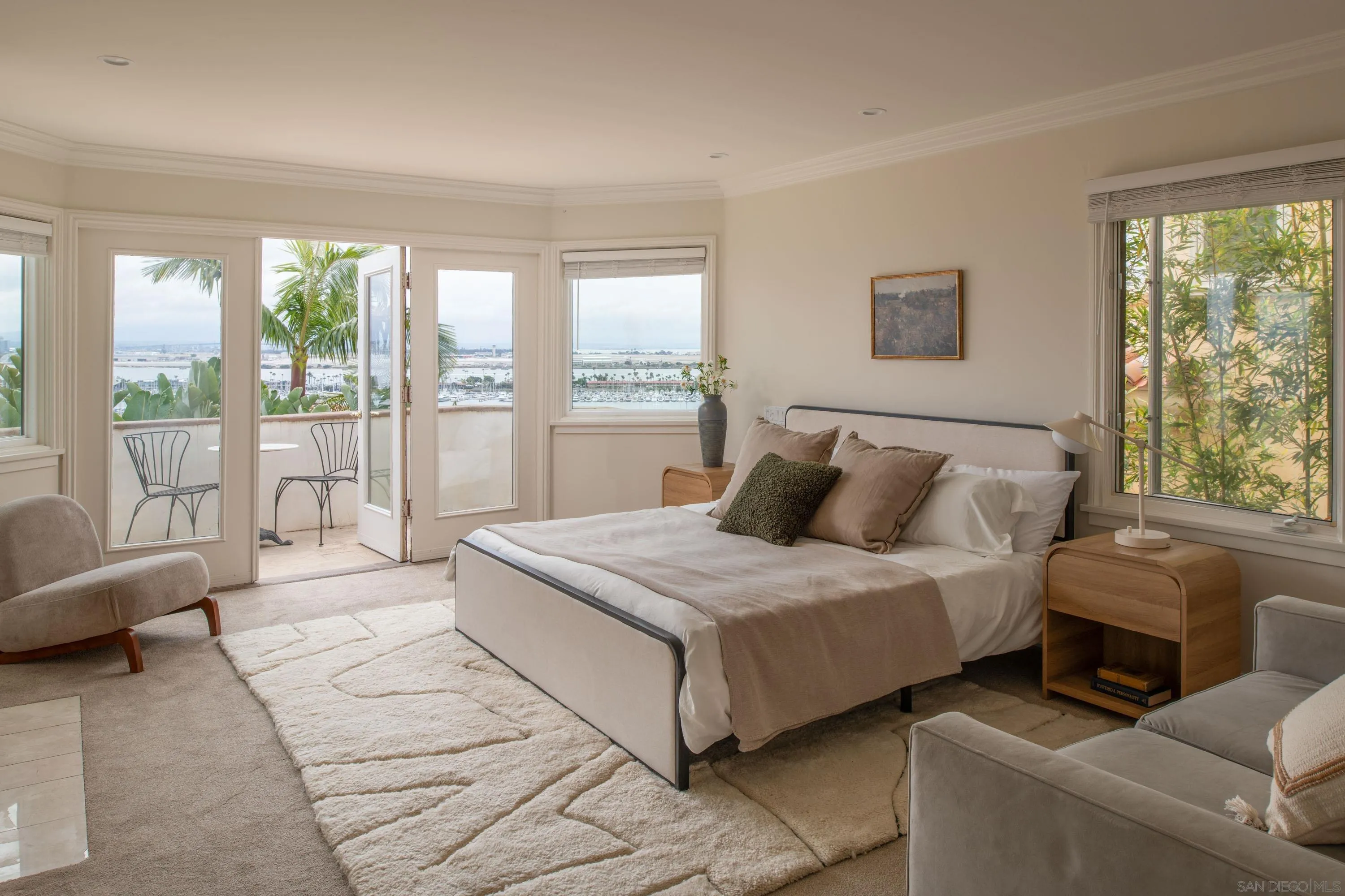 874 Harbor View West