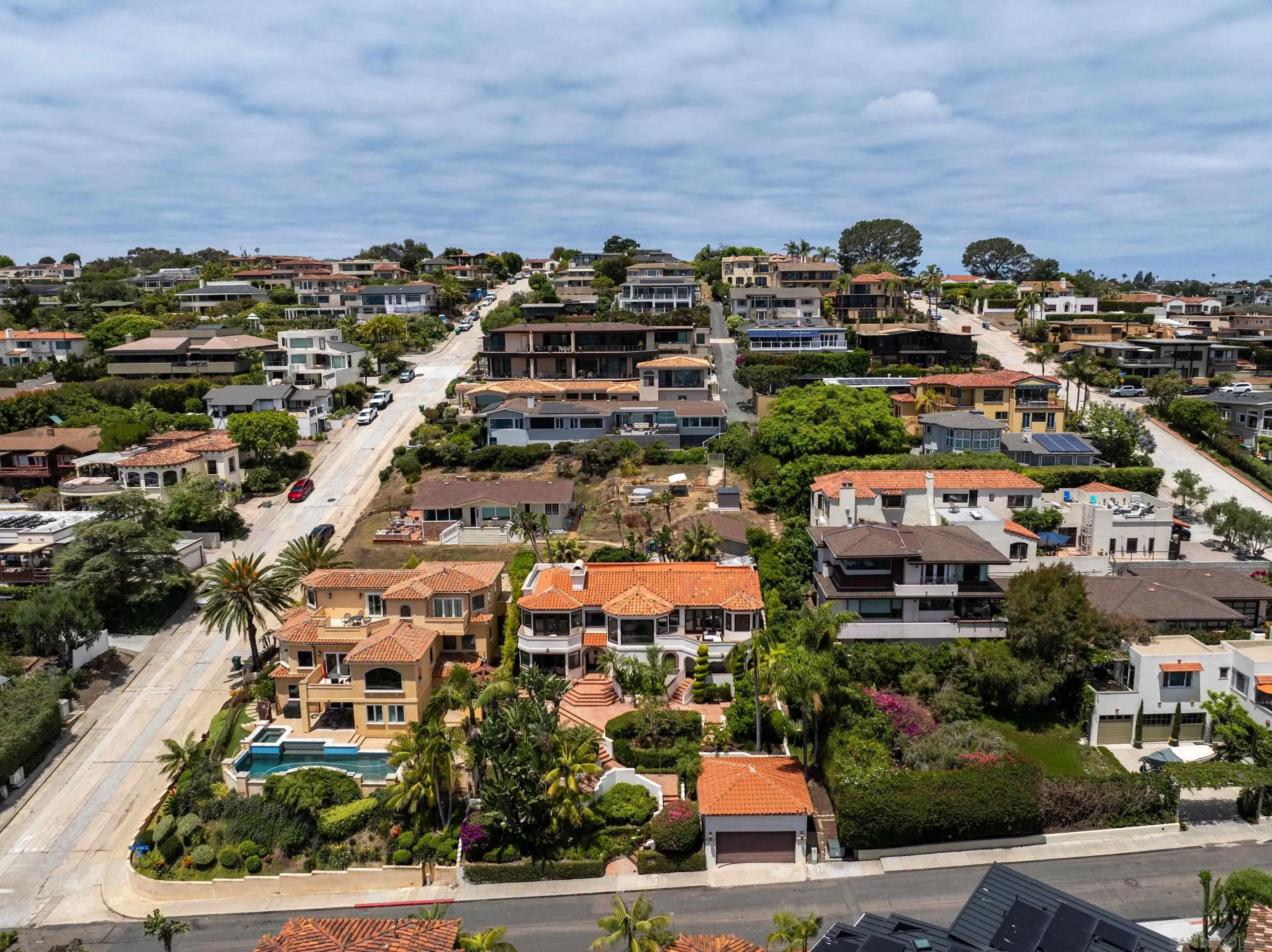 874 Harbor View West
