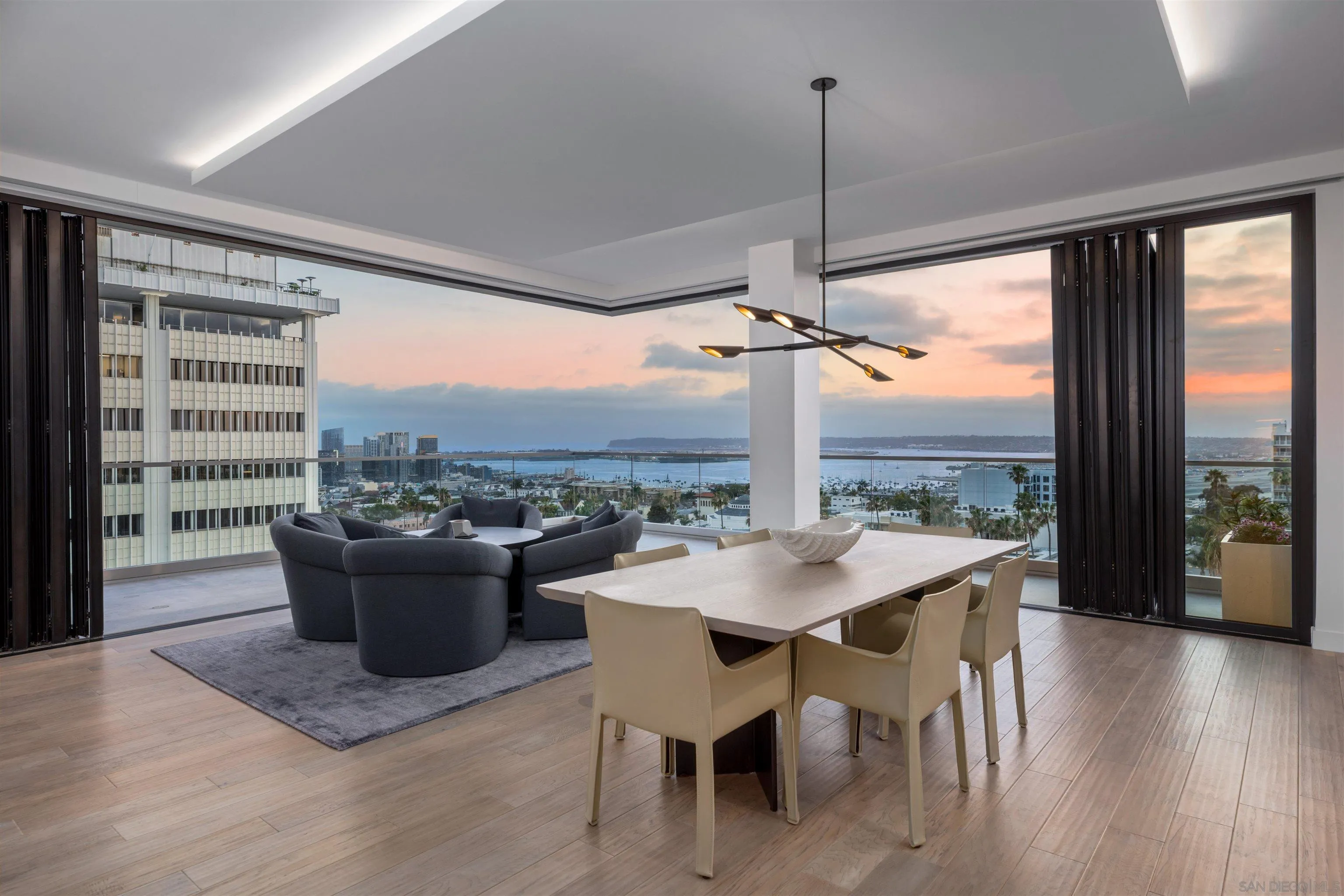 2604 5th Ave Unit 903