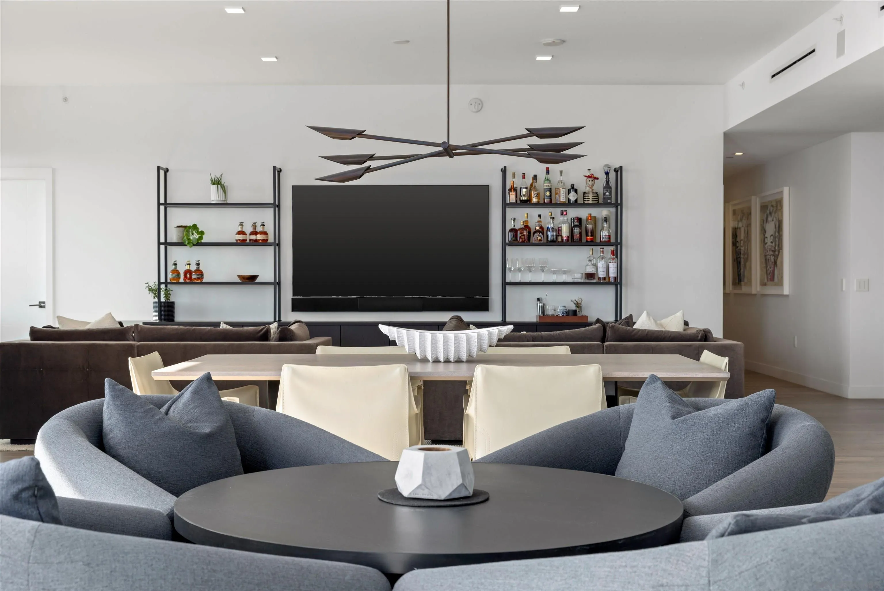 2604 5th Ave Unit 903