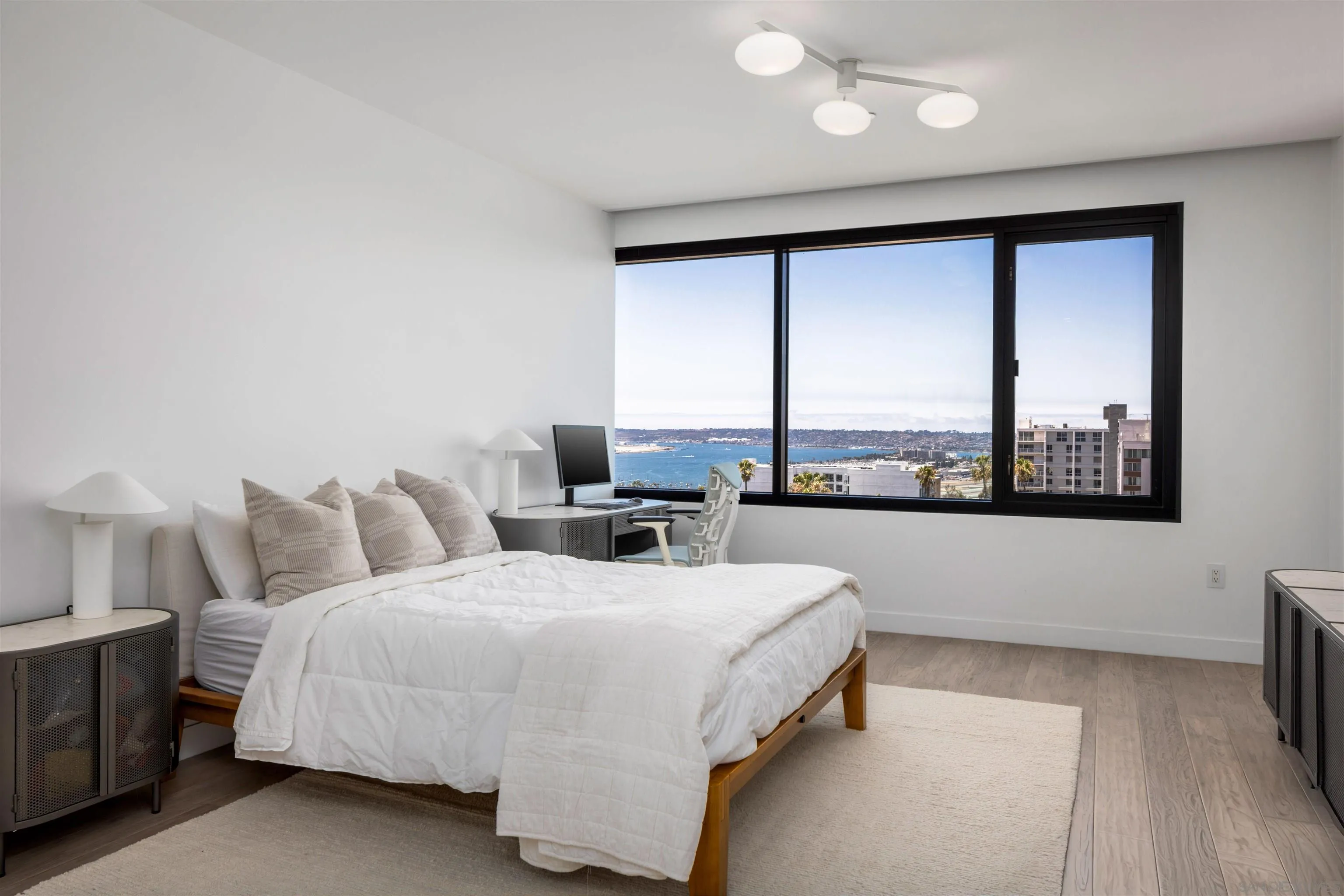 2604 5th Ave Unit 903