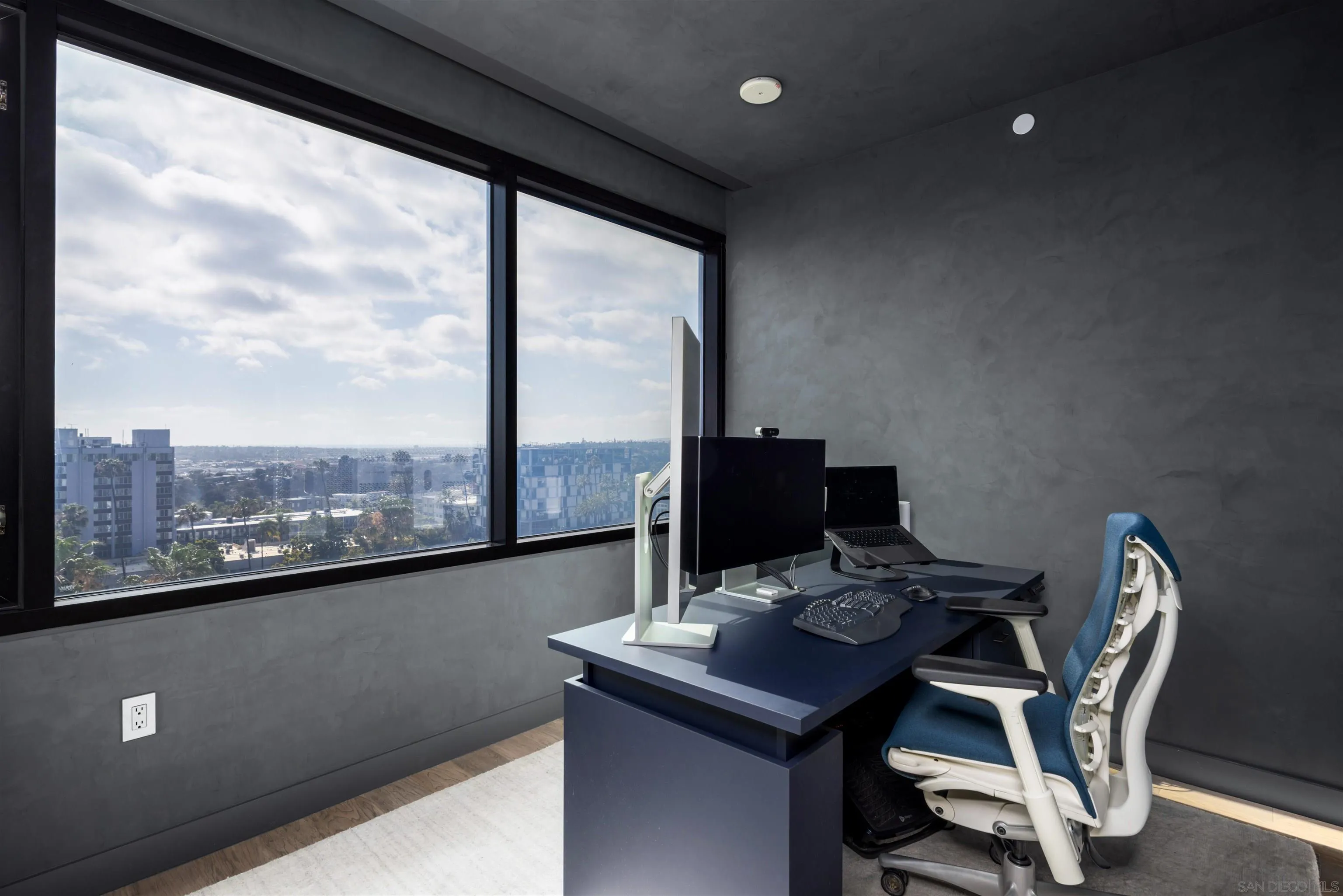 2604 5th Ave Unit 903