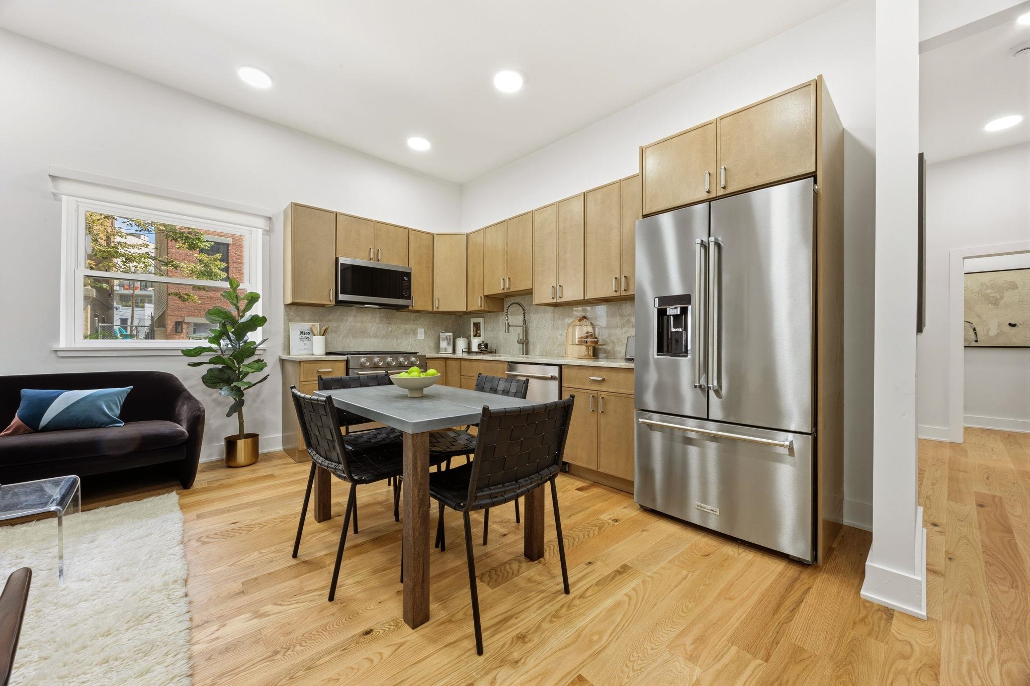 102 COLGATE ST Unit: 101