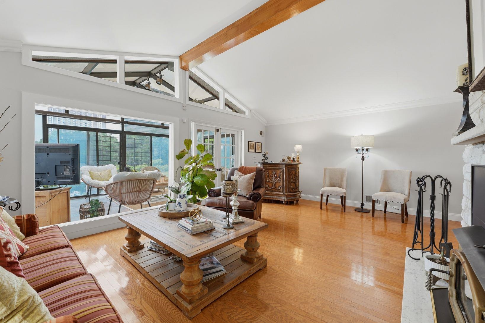 23 OVERLOOK AVE