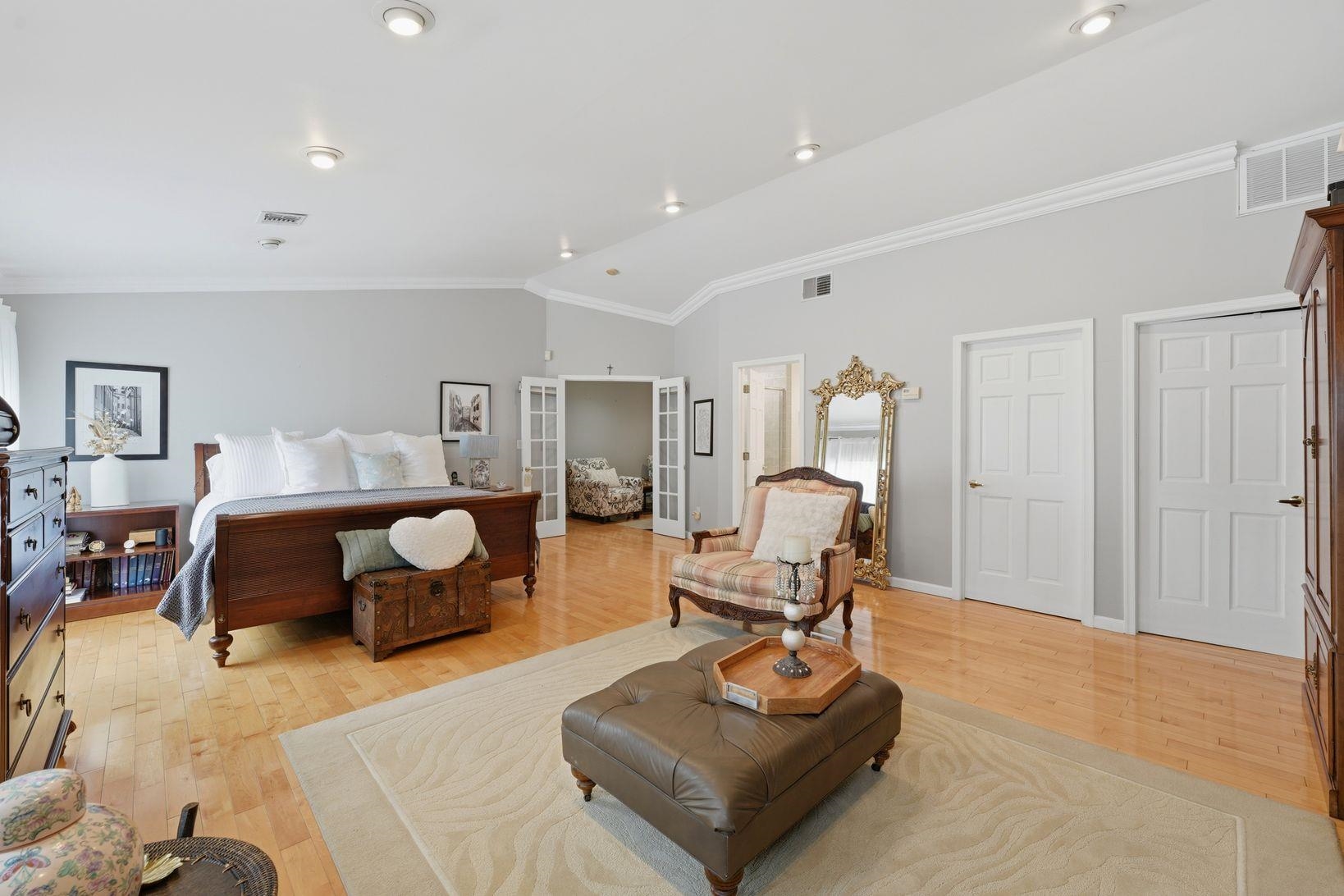23 OVERLOOK AVE