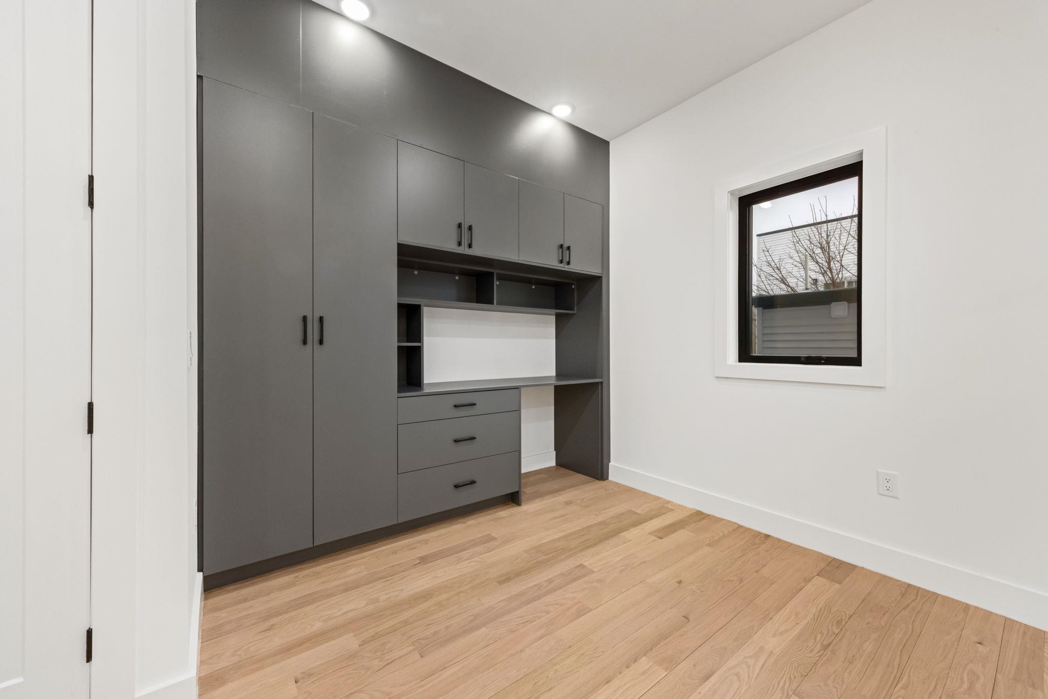 33 GRAHAM ST Unit: 1&3