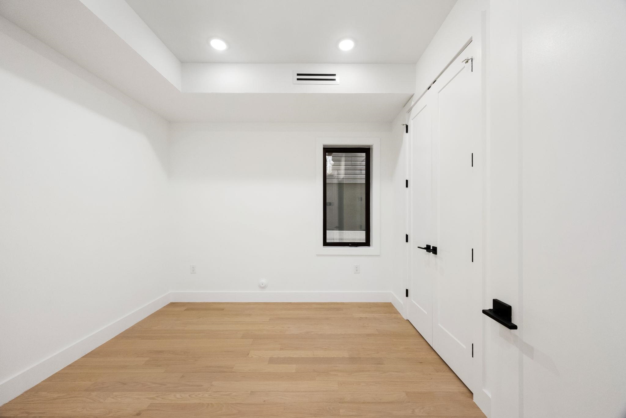 33 GRAHAM ST Unit: 1&3