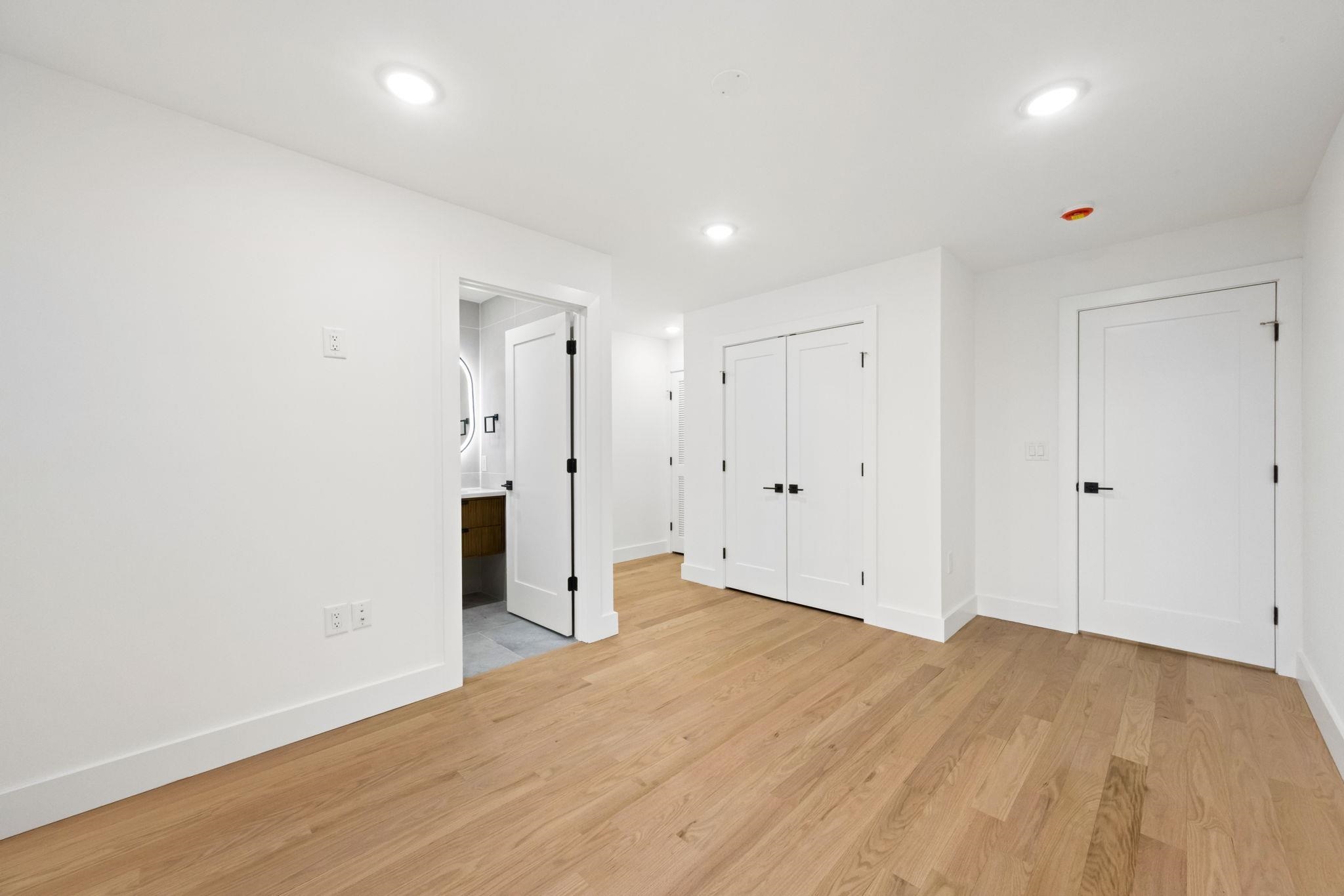 33 GRAHAM ST Unit: 1&3