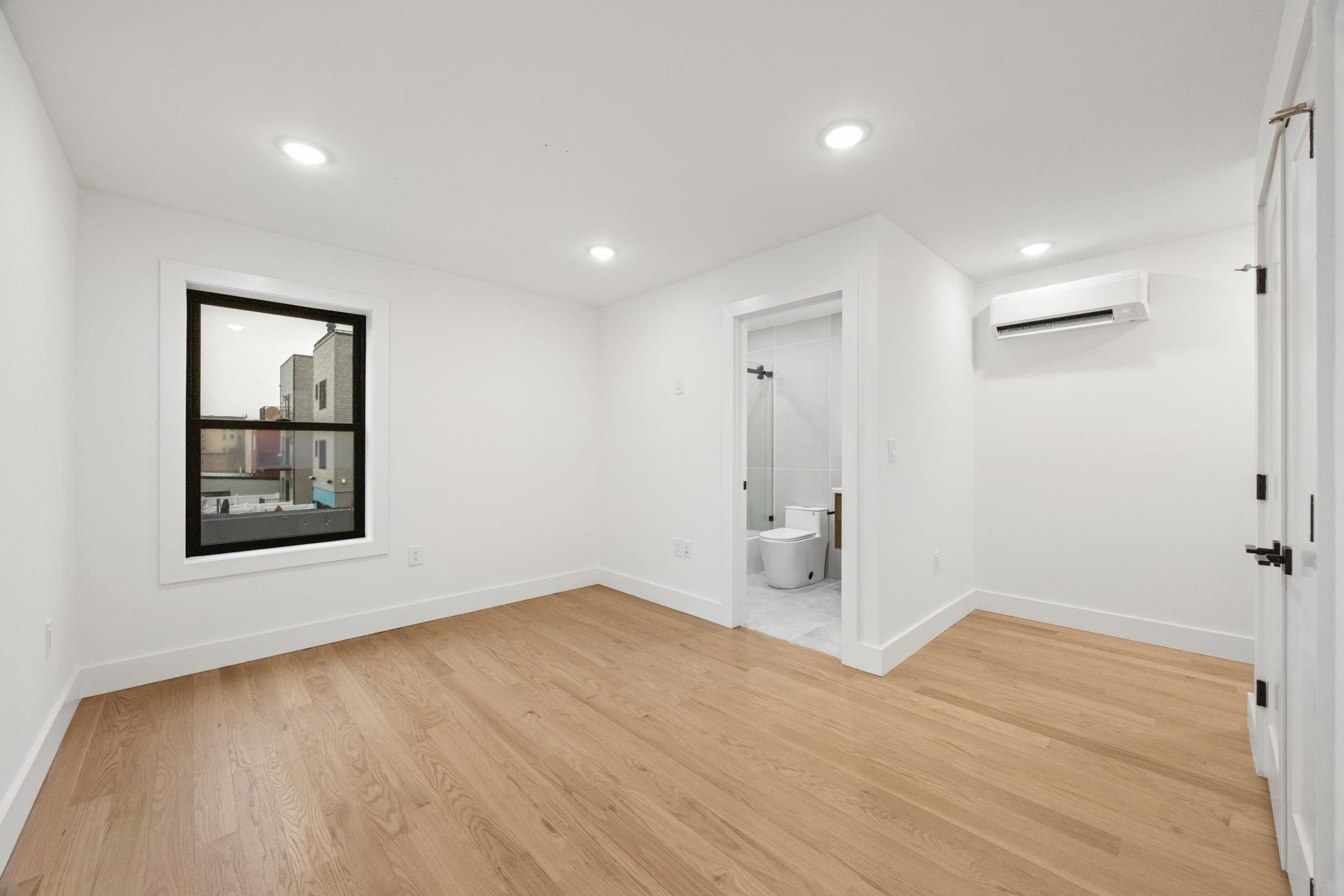 33 GRAHAM ST Unit: 1&3