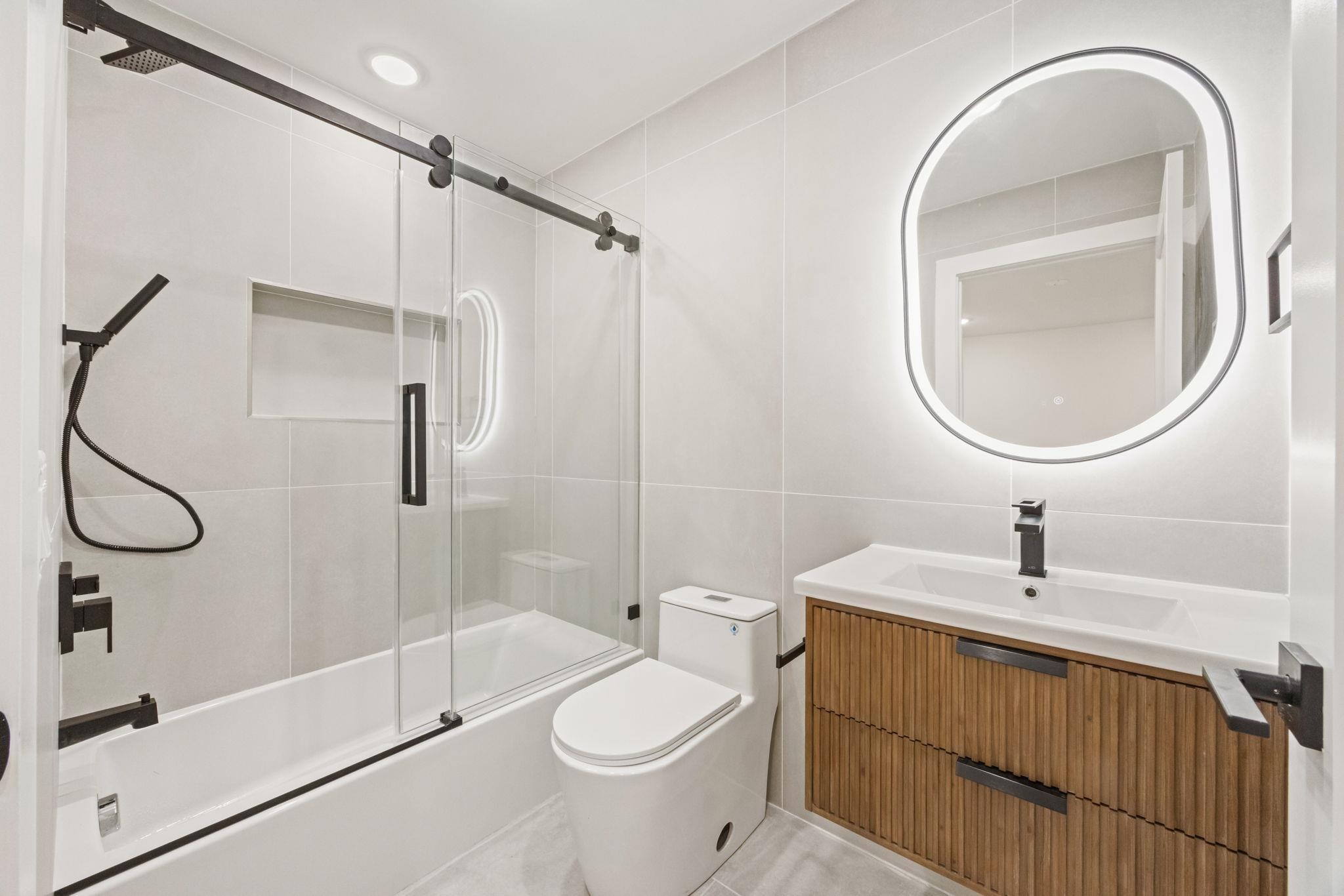 33 GRAHAM ST Unit: 1&3