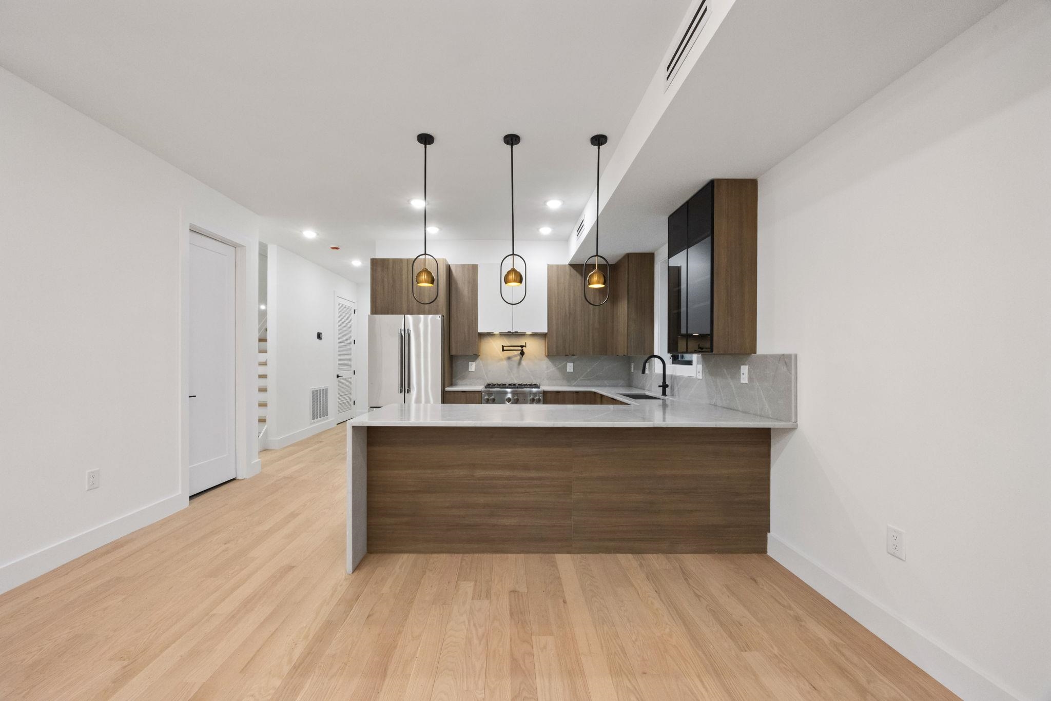 33 GRAHAM ST Unit: 1&3