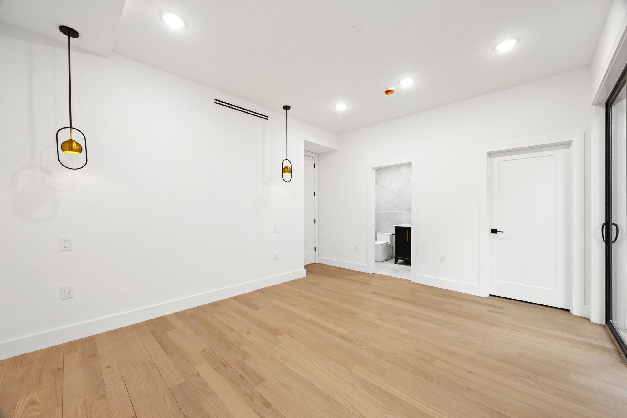 33 GRAHAM ST Unit: 1&3