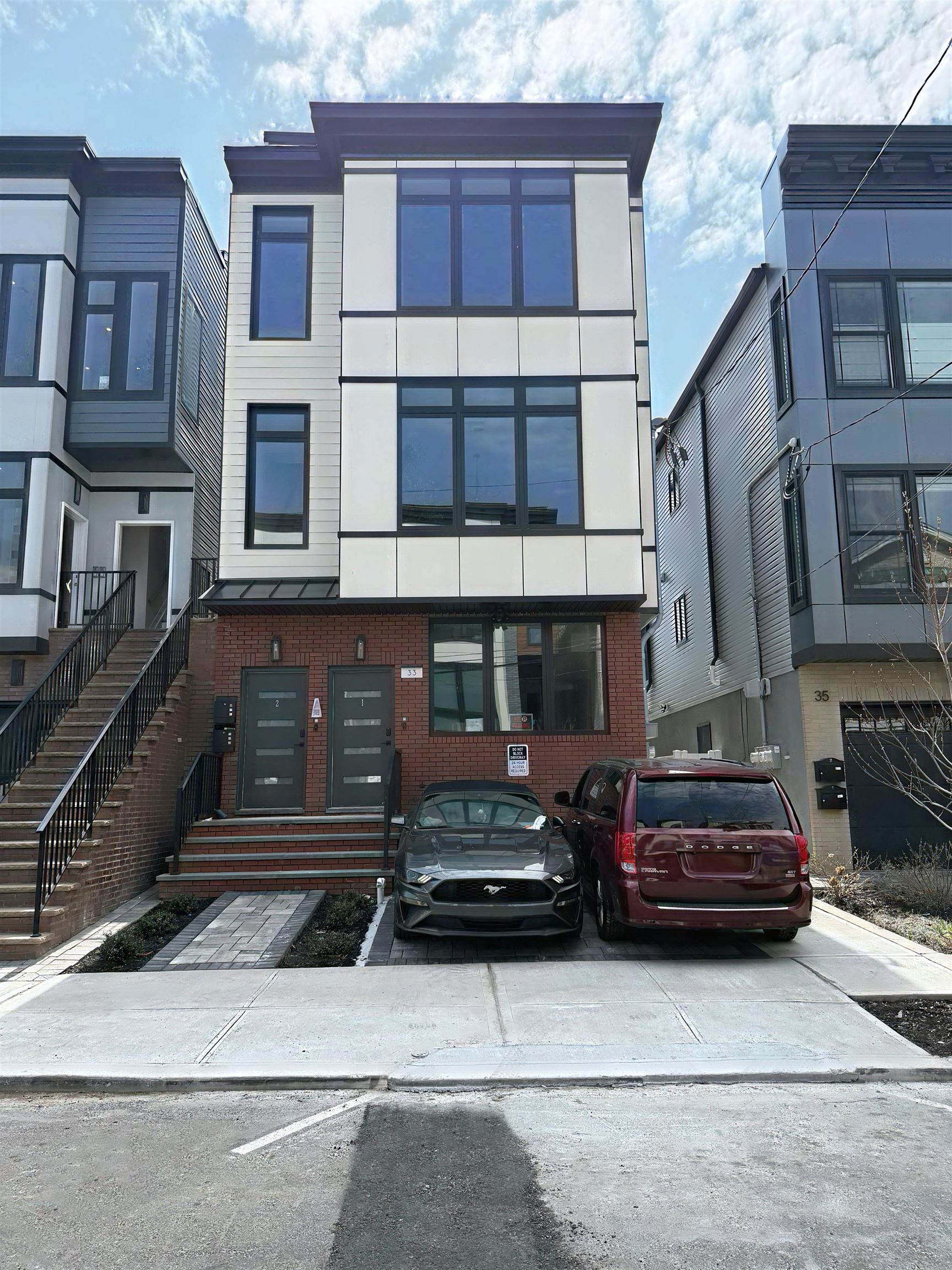 33 GRAHAM ST Unit: 1&3
