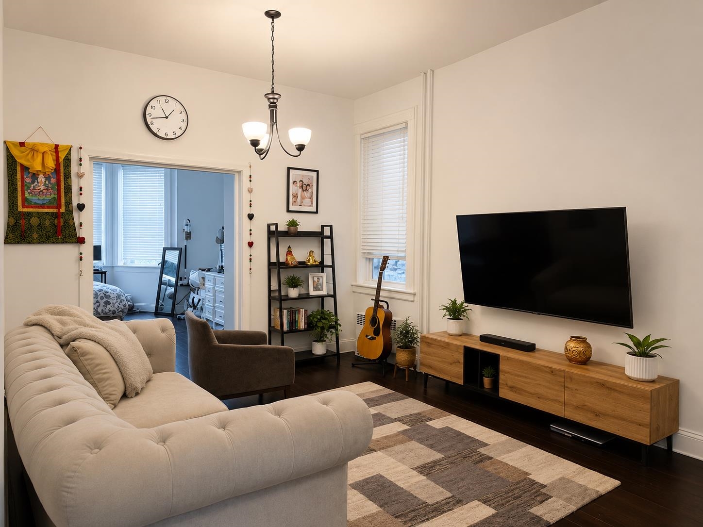 28 48TH ST Unit: 1