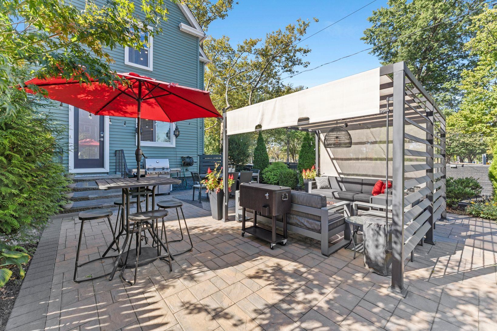 76 CONDICT ST