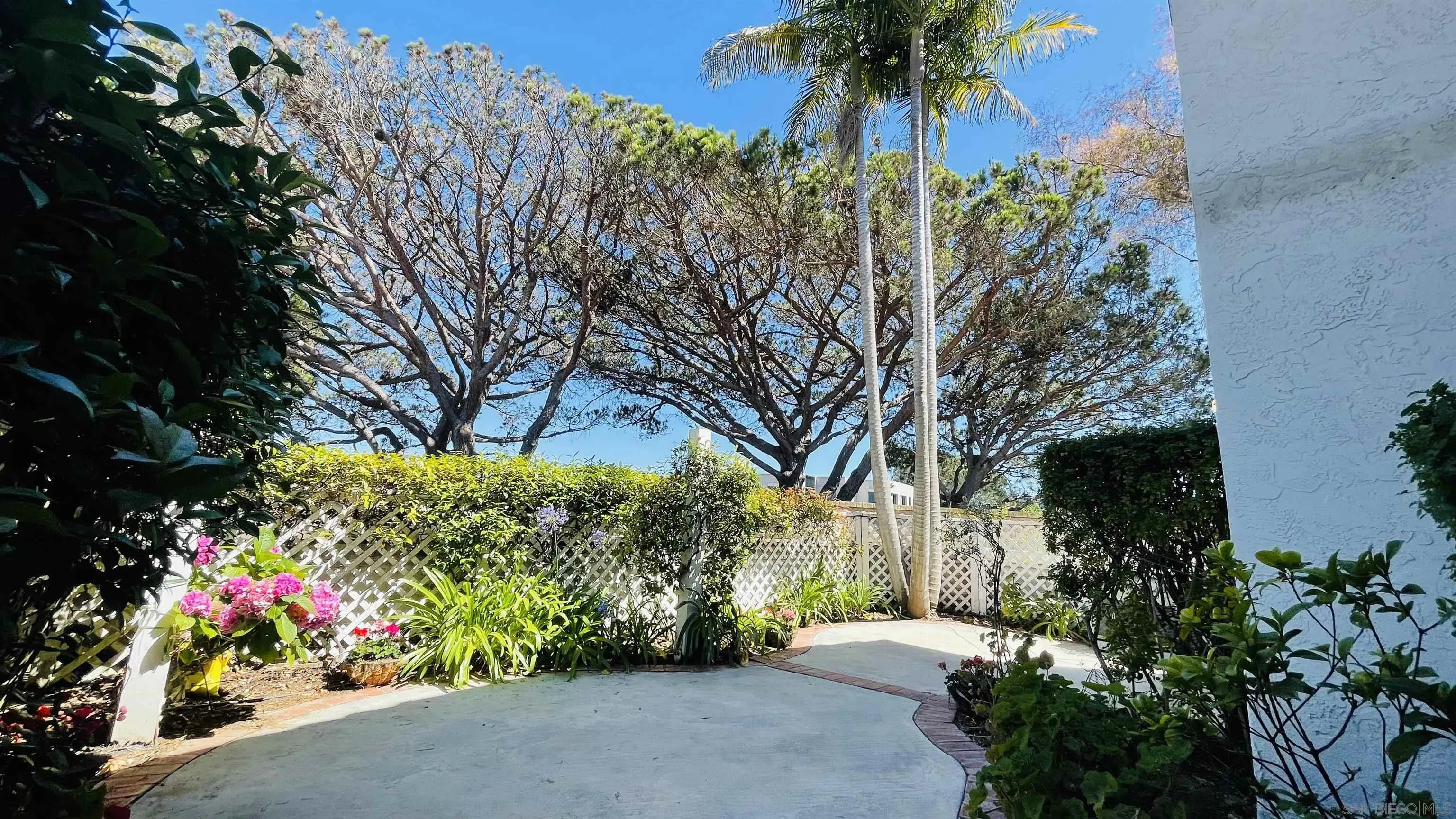 3488 Voyager Circle