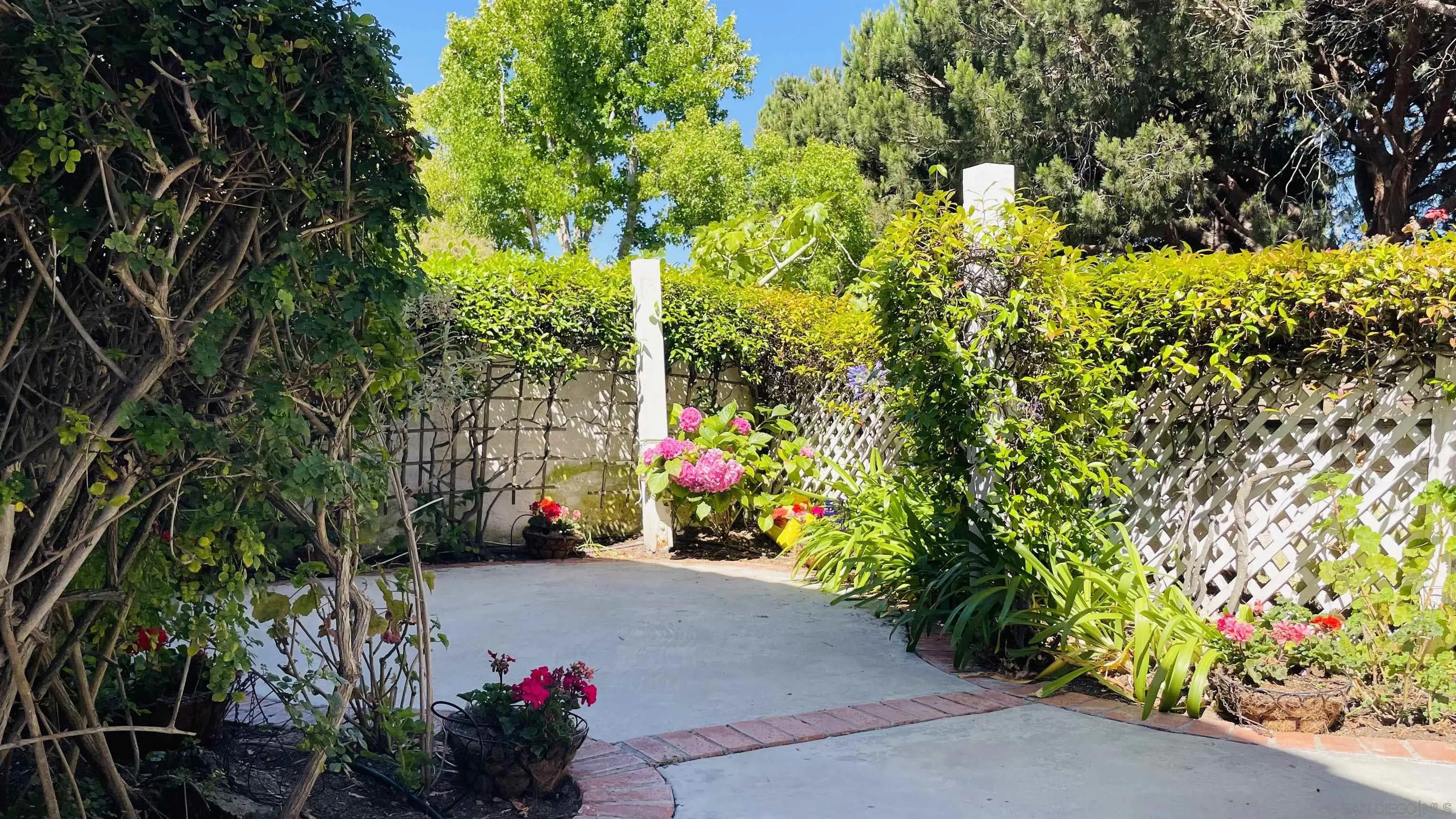 3488 Voyager Circle