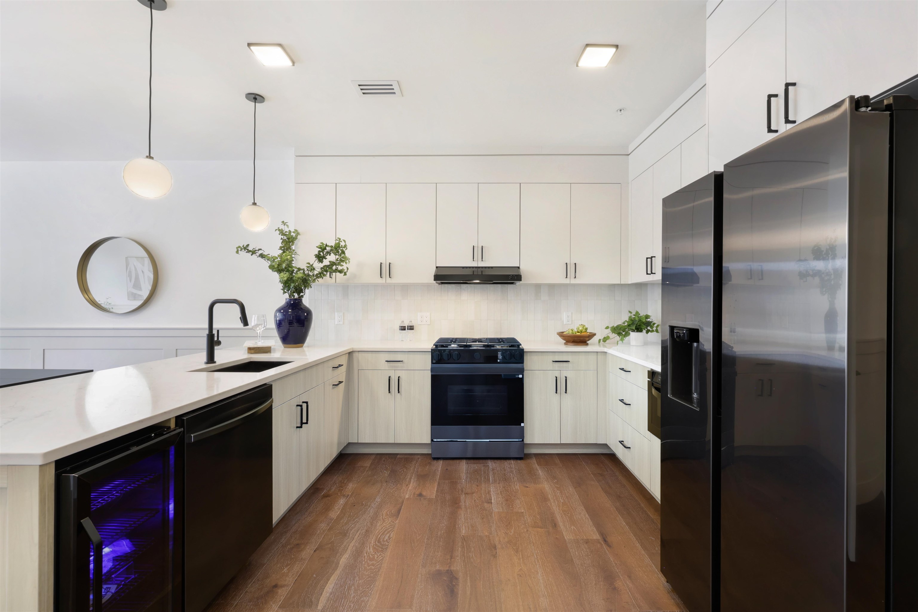 262 NEW YORK AVE Unit: 203