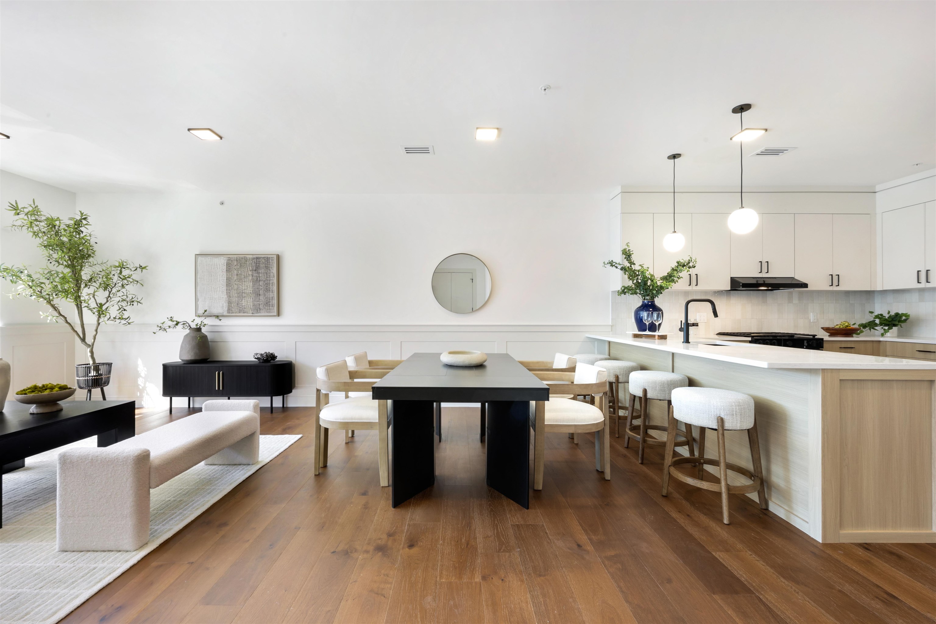 262 NEW YORK AVE Unit: 203