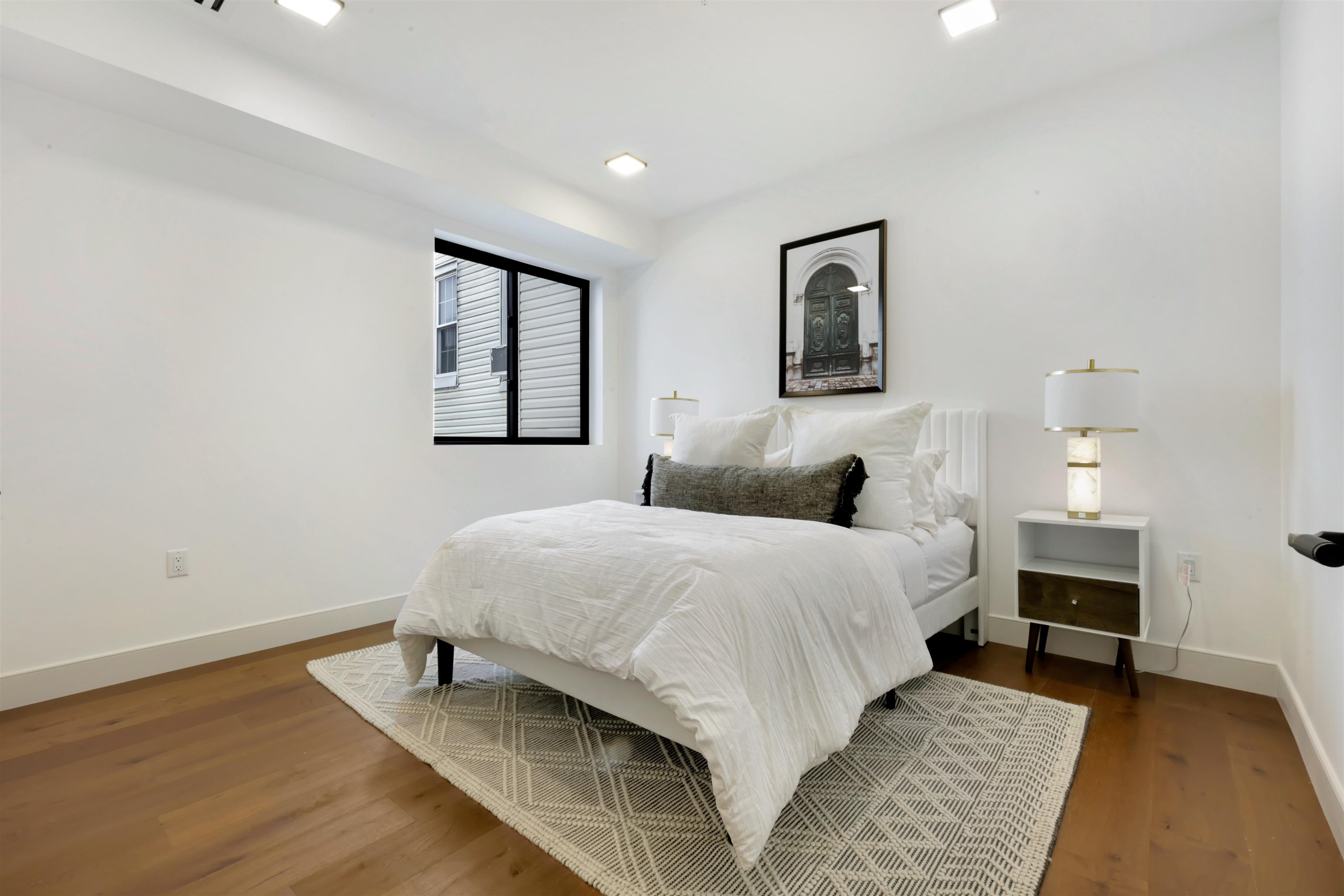 262 NEW YORK AVE Unit: 203
