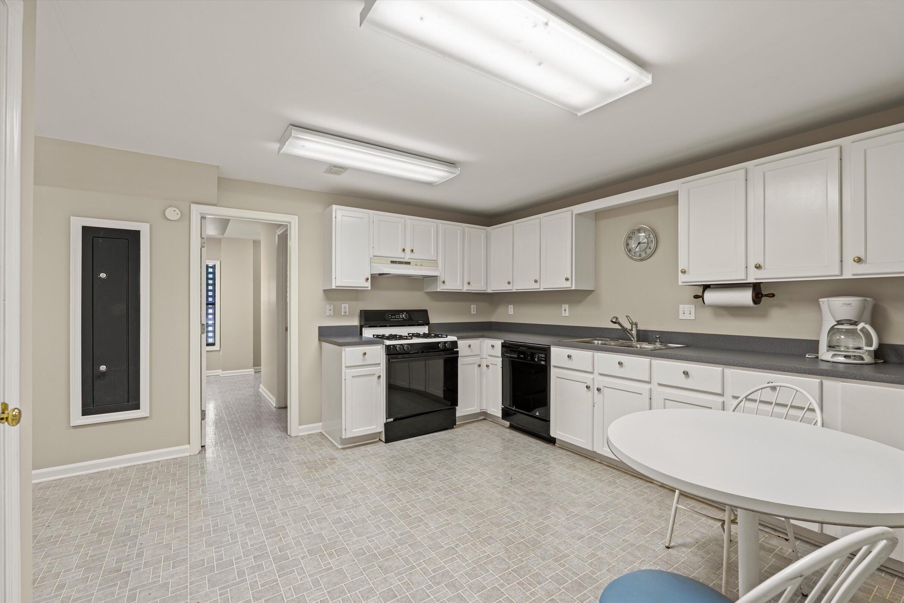 3358 Baldwin Lane
