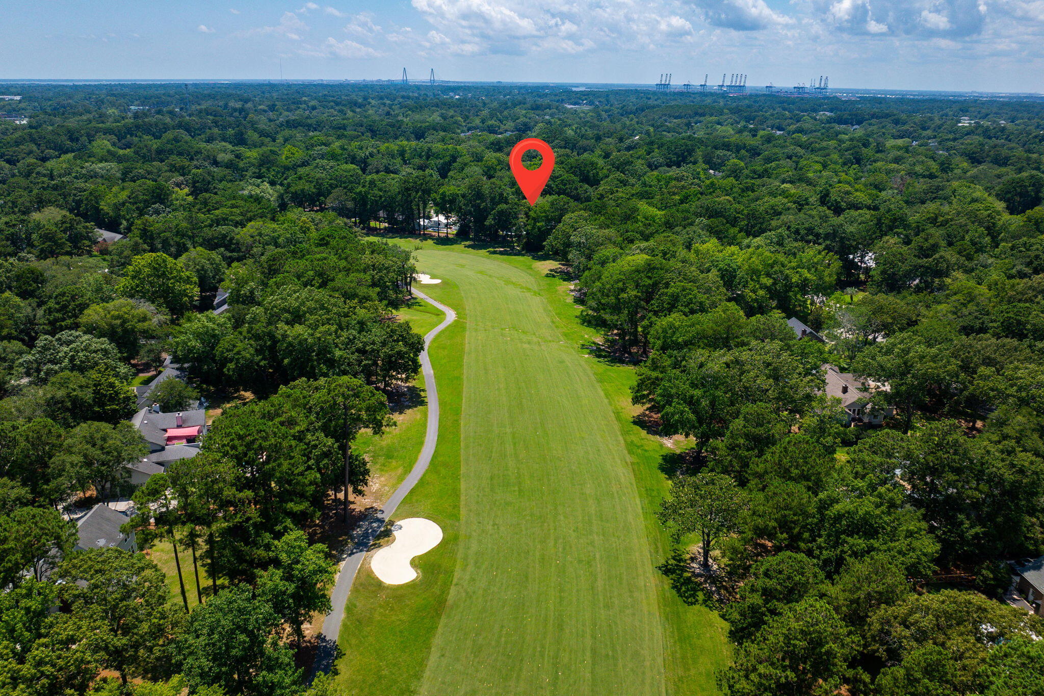 1055 Royalist Road