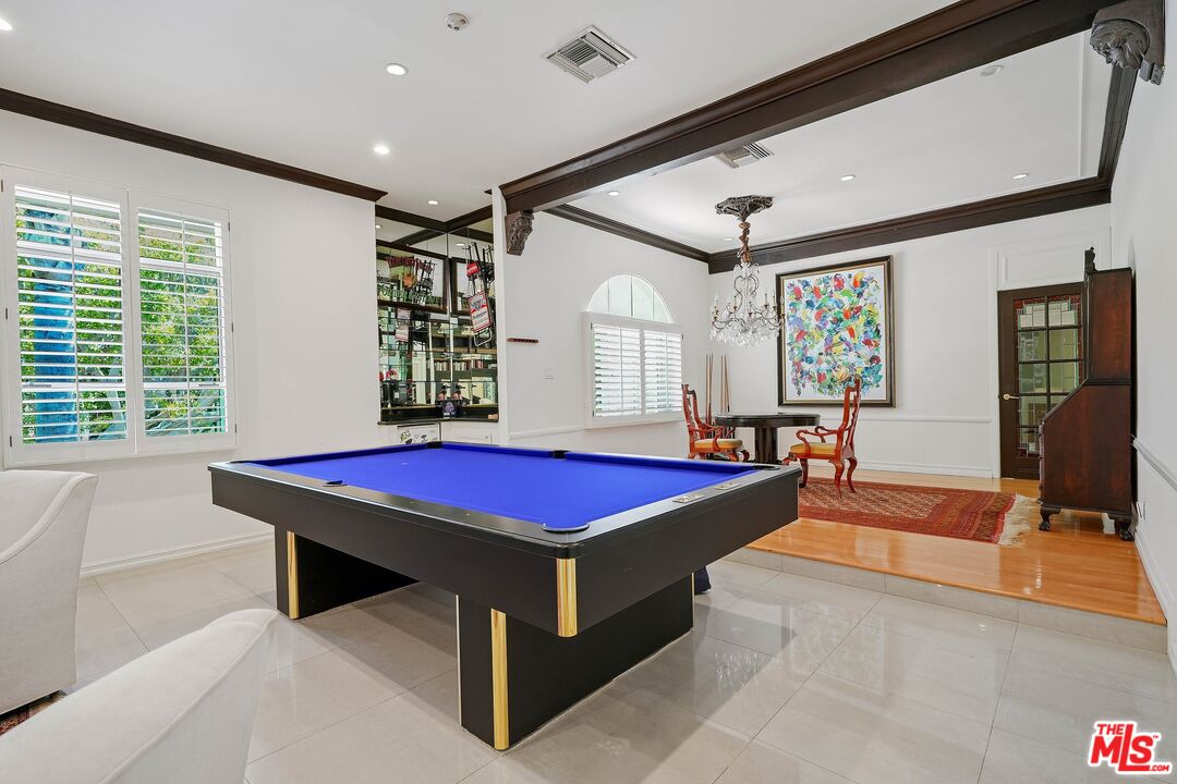717 N Rodeo Dr