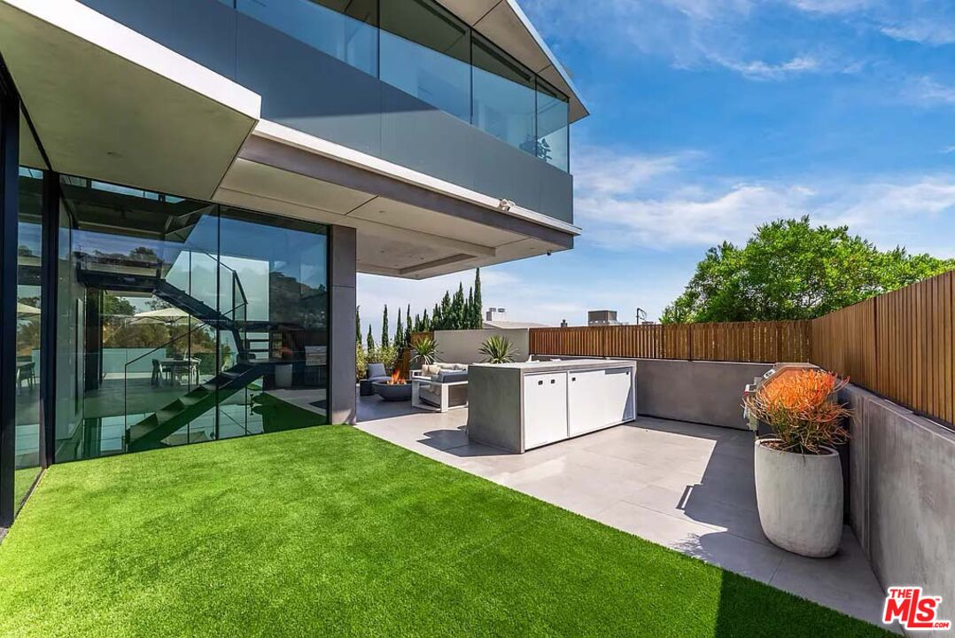 1807 Blue Heights Dr Dr
