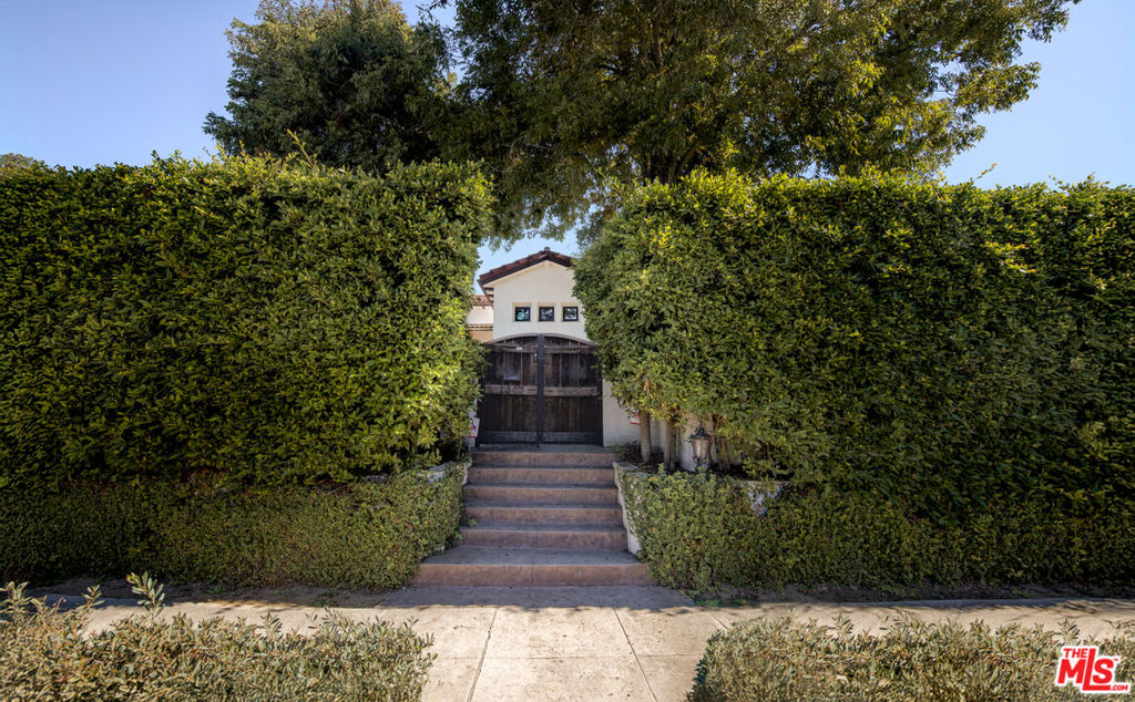 1000 S Citrus Avenue