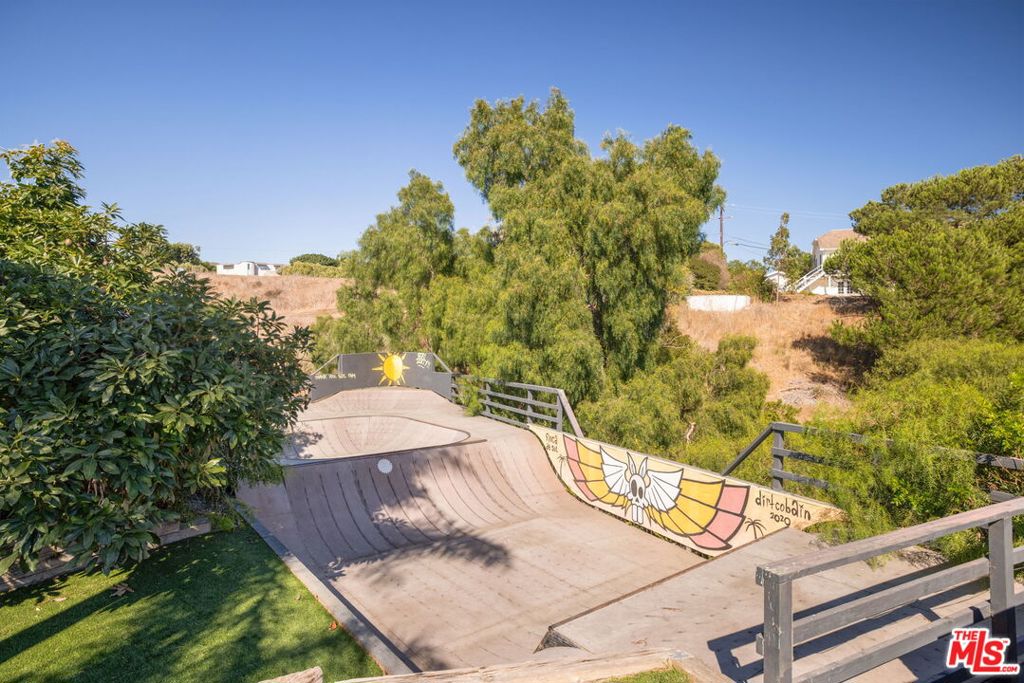 6271 Zuma Mesa Drive