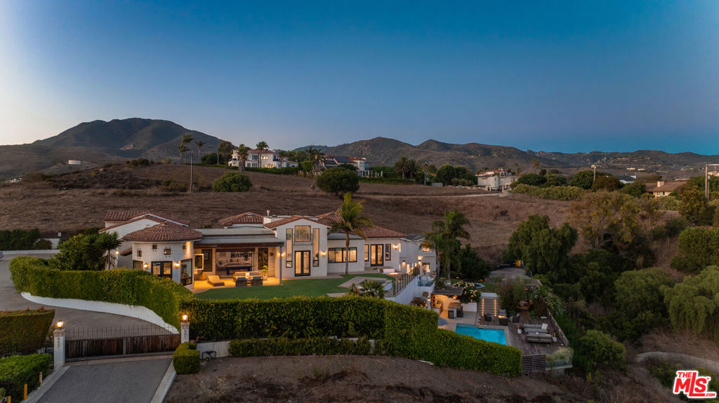 6271 Zuma Mesa Drive