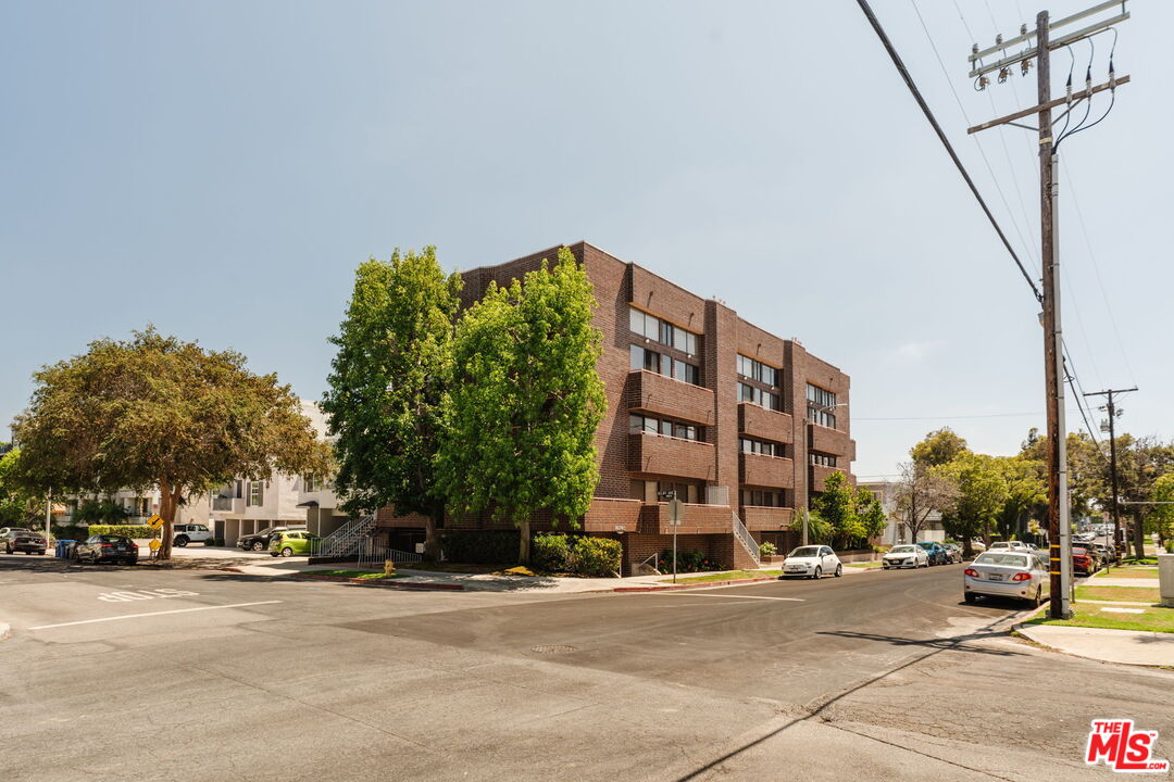 10760 Missouri Ave Unit: 102