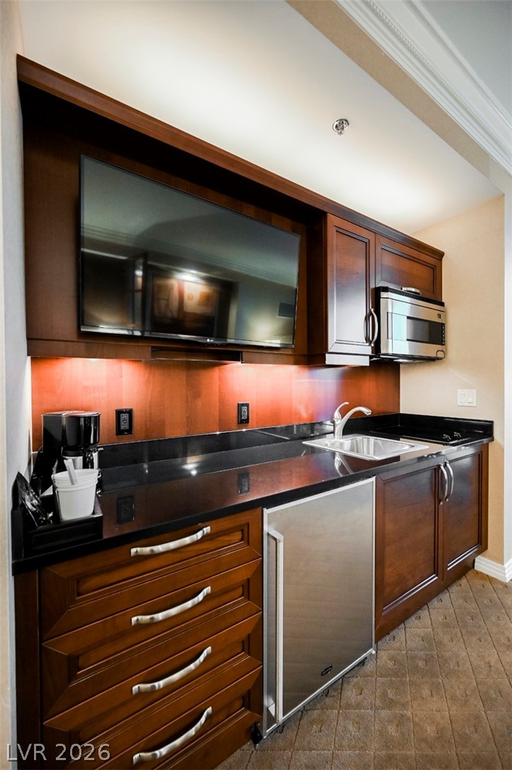125 East HARMON Avenue 3309
