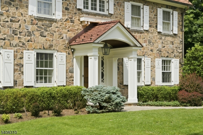 123 HIGHLAND AVENUE